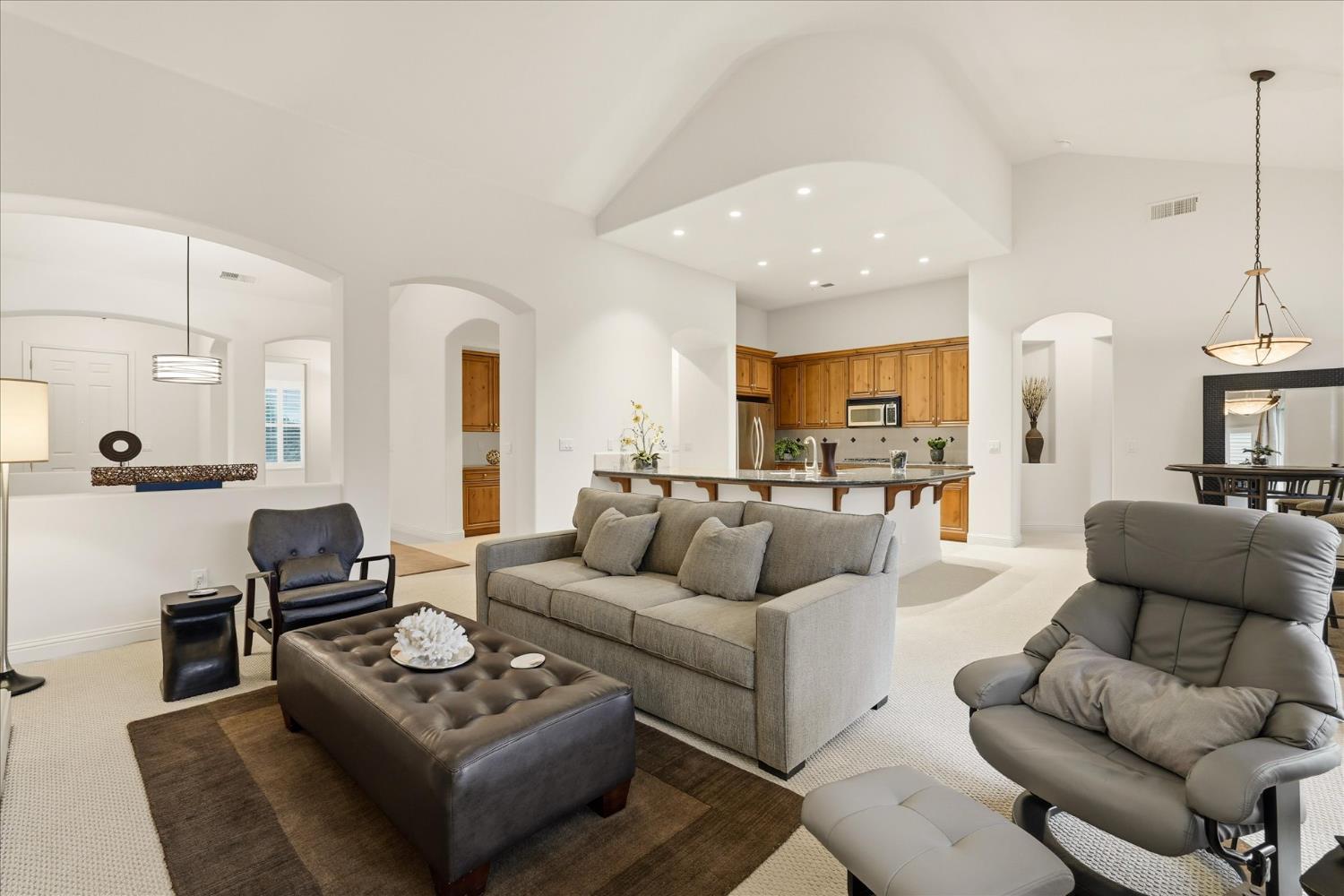 Clovis, California, 93619, United States, 3 Bedrooms Bedrooms, ,2 BathroomsBathrooms,Residential,For Sale,2005966