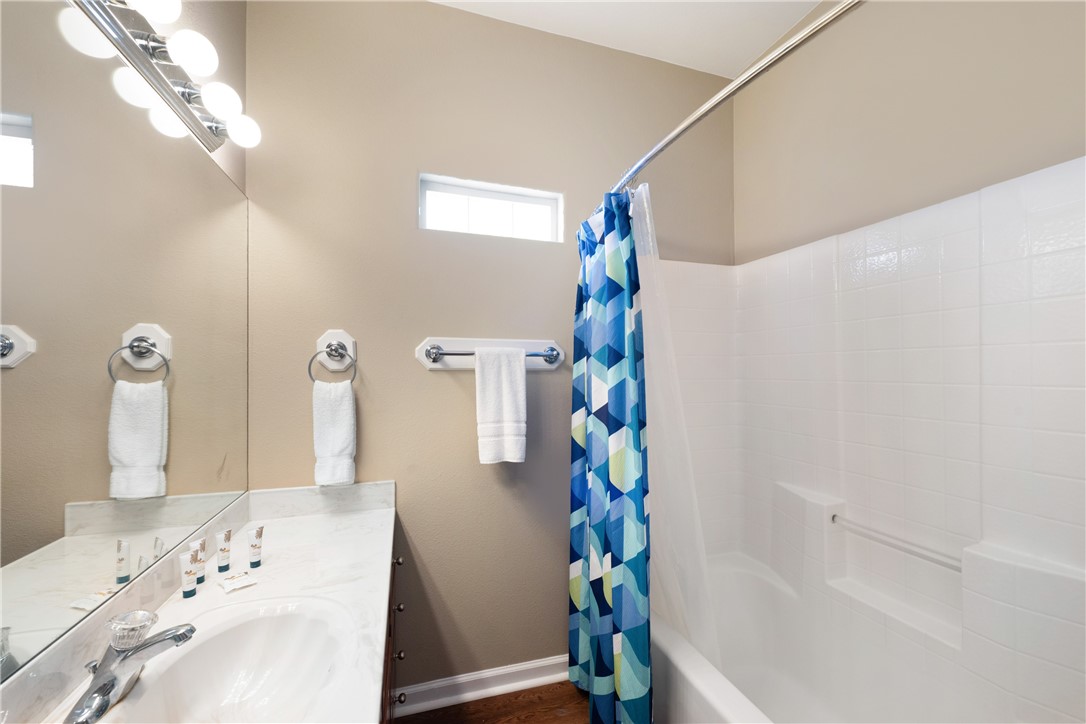 Port Aransas, Texas, 78373, United States, 4 Bedrooms Bedrooms, ,3 BathroomsBathrooms,Residential,For Sale,1829180