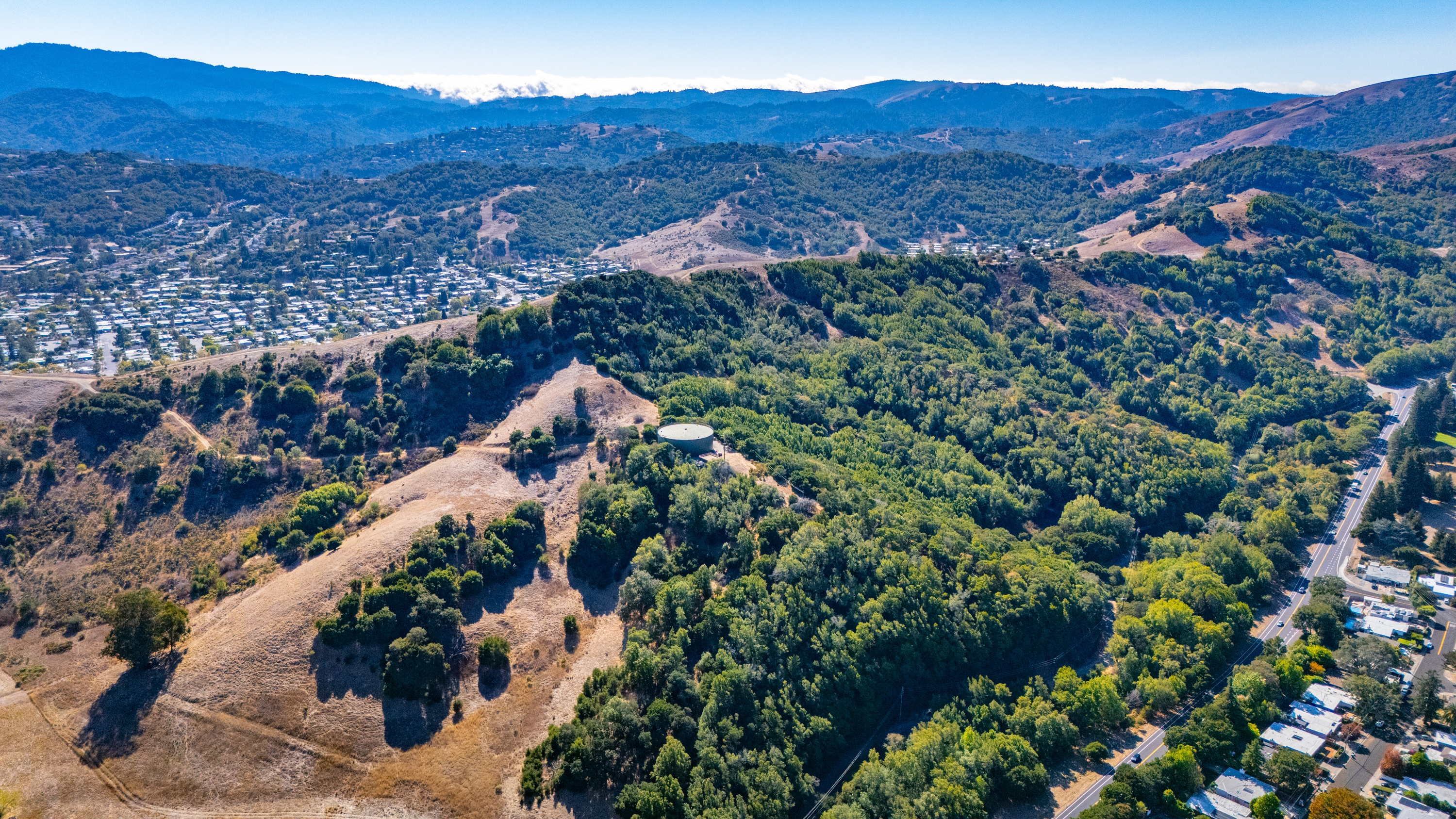  Spacious Mont Marin Contemporary with Open Space Views - 物件實景