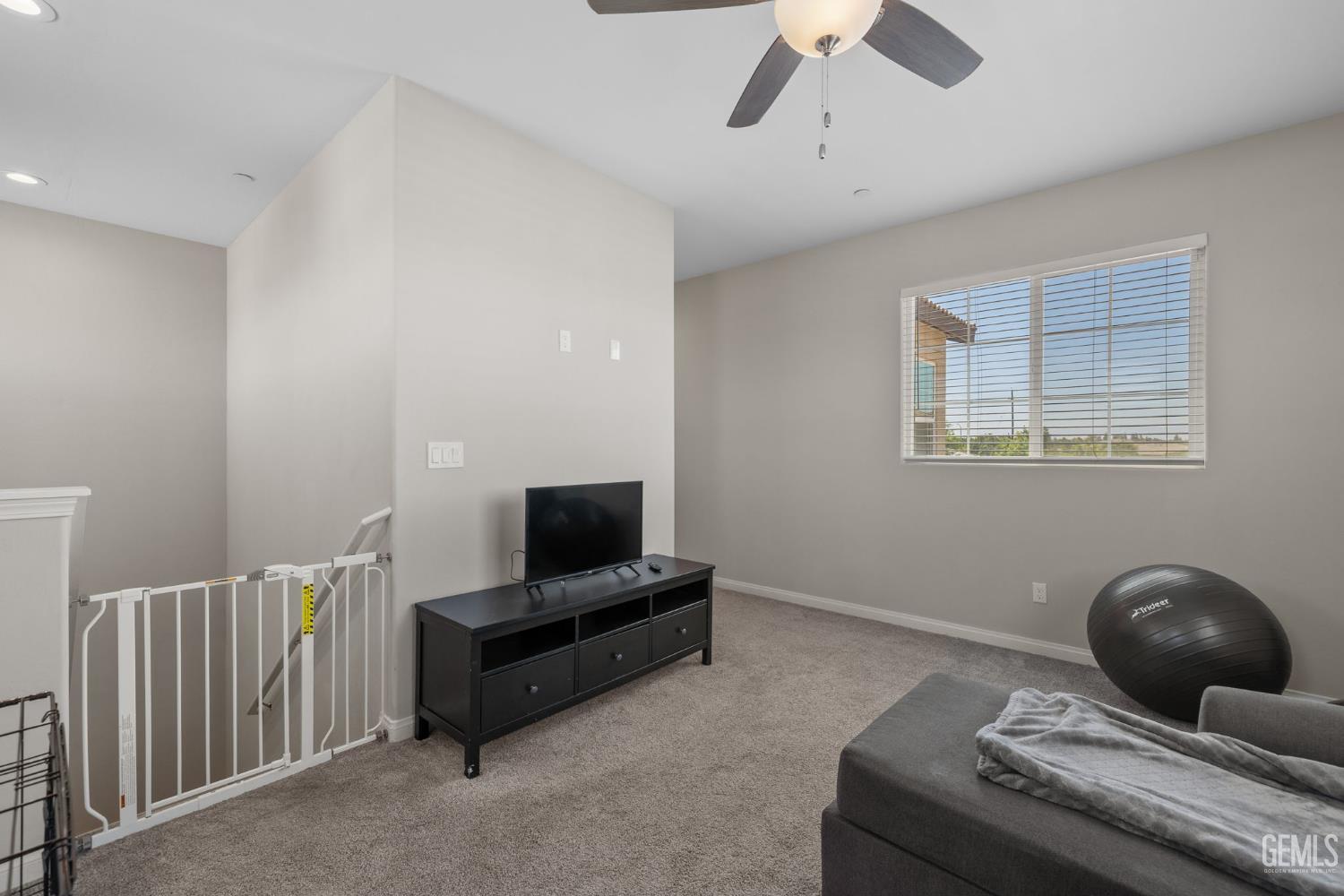 Bakersfield, California, 93314, United States, 5 Bedrooms Bedrooms, ,3 BathroomsBathrooms,Residential,For Sale,1821031