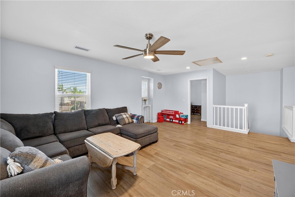 Hemet, California, 92545, United States, 6 Bedrooms Bedrooms, ,3 BathroomsBathrooms,Residential,For Sale,2044409