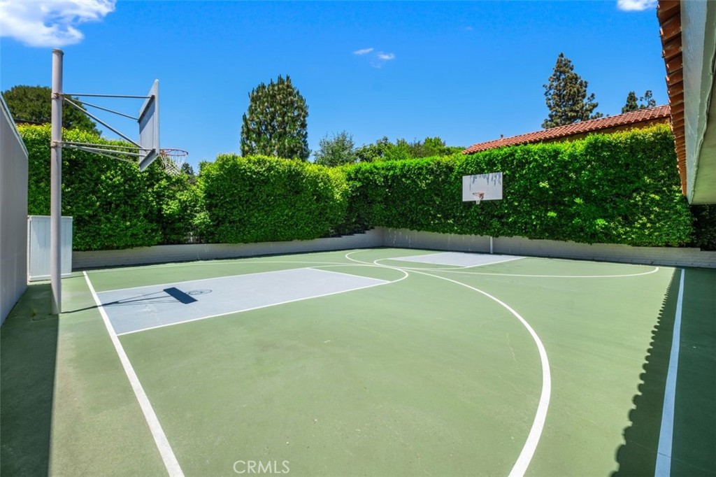Newport Beach, California, 92660, United States, 7 Bedrooms Bedrooms, ,5 BathroomsBathrooms,Residential,For Sale,1939646