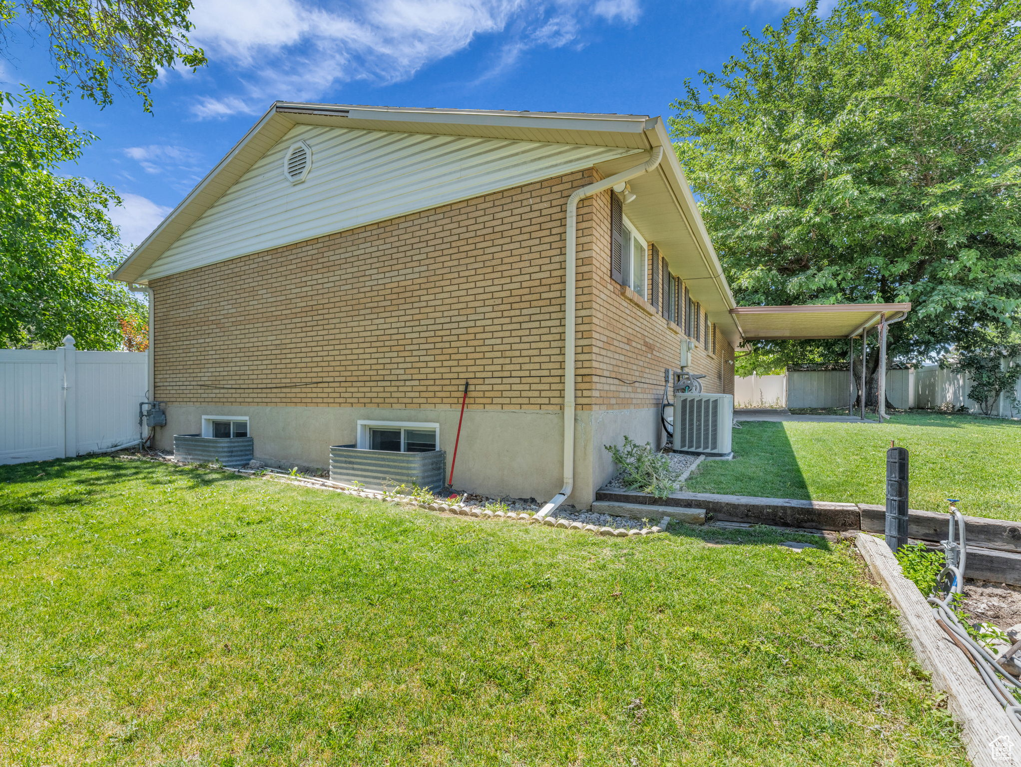 Taylorsville, Utah, 84129, United States, 4 Bedrooms Bedrooms, ,1 BathroomBathrooms,Residential,For Sale,1890353