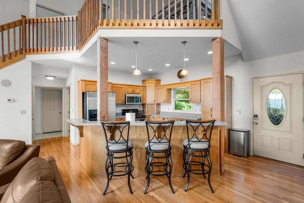 Murphy, North Carolina, 28096, United States, 4 Bedrooms Bedrooms, ,4 BathroomsBathrooms,Residential,For Sale,1871298