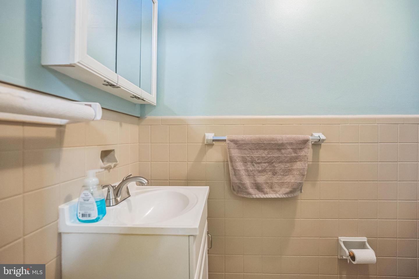 Philadelphia, Pennsylvania, 19103, United States, ,Residential,For Sale,1903580