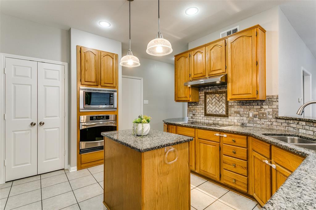 Flower Mound, Texas, 75028, United States, 4 Bedrooms Bedrooms, ,3 BathroomsBathrooms,Residential,For Sale,1839019