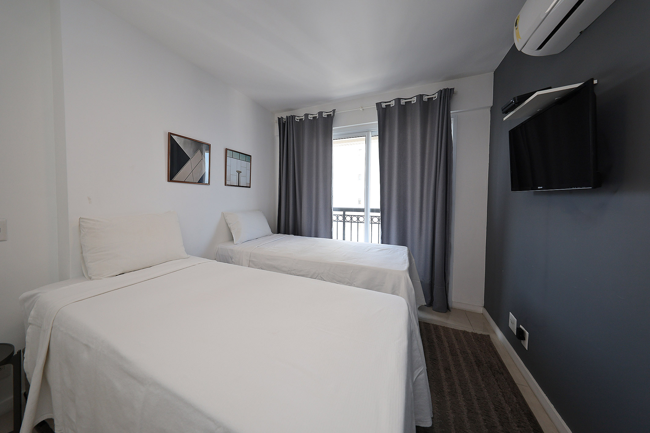  Apartment with Exclusive Services One Block from the Beach in Ipanema - 物件實景
