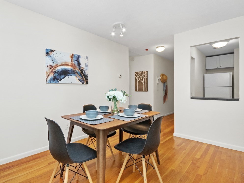 Brookline, Massachusetts, 02445, United States, 1 Bedroom Bedrooms, ,1 BathroomBathrooms,Residential,For Sale,1934572