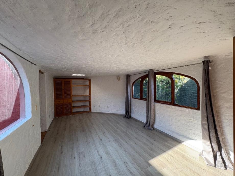 La Magdalena Contreras, Ciudad de México, 10200, Mexico, 4 Bedrooms Bedrooms, ,3 BathroomsBathrooms,Residential,For Sale,1994808