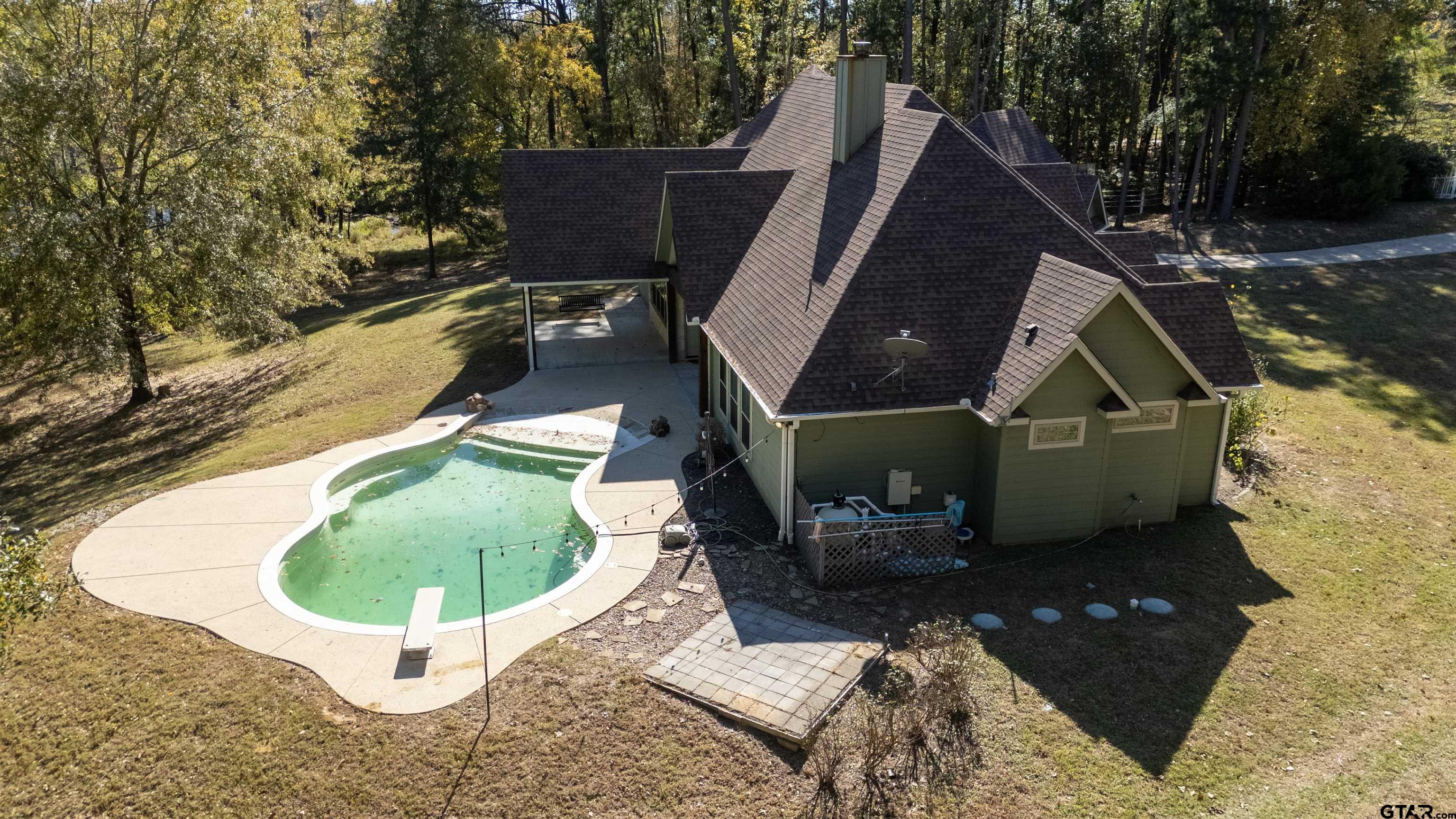 Lindale, Texas, 75771, United States, 4 Bedrooms Bedrooms, ,4 BathroomsBathrooms,Residential,For Sale,1992083