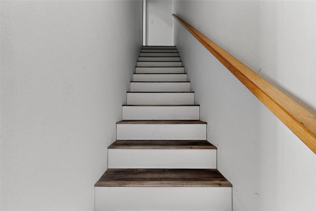 Dallas, Texas, 75223, United States, 6 Bedrooms Bedrooms, ,6 BathroomsBathrooms,Residential,For Sale,1993905