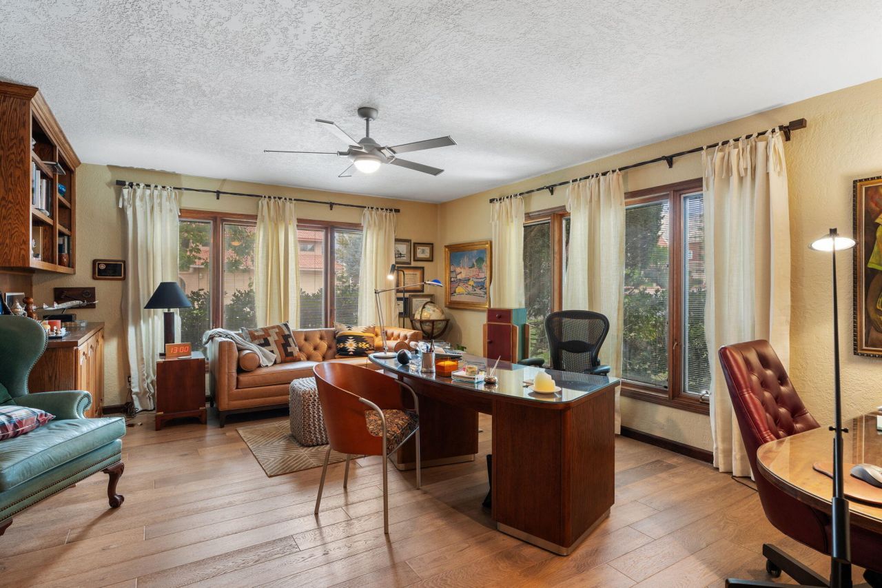 Albuquerque, New Mexico, 87111, United States, 4 Bedrooms Bedrooms, ,3 BathroomsBathrooms,Residential,For Sale,1906383