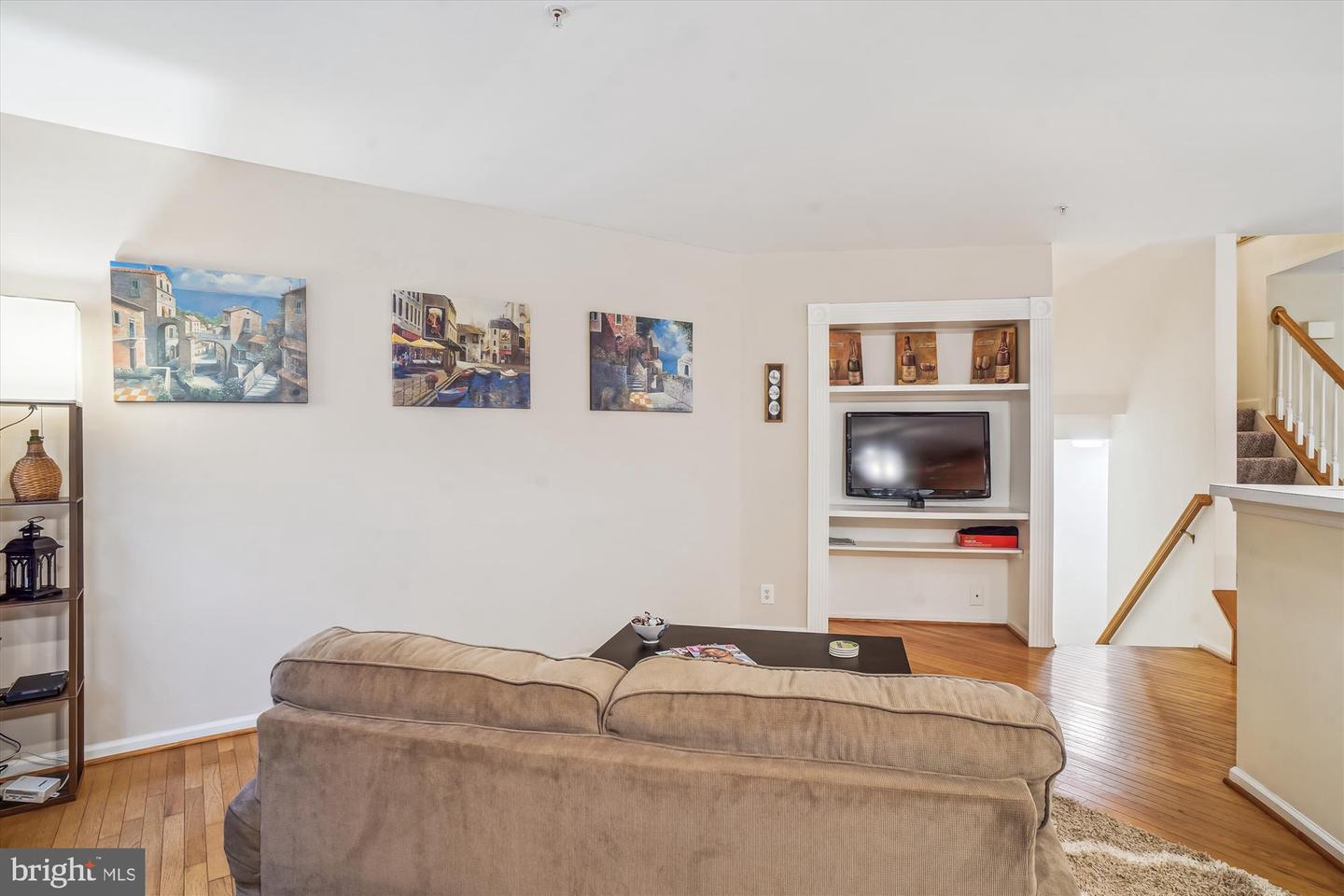 Gaithersburg, Maryland, 20886, United States, 3 Bedrooms Bedrooms, ,4 BathroomsBathrooms,Residential,For Sale,1955929