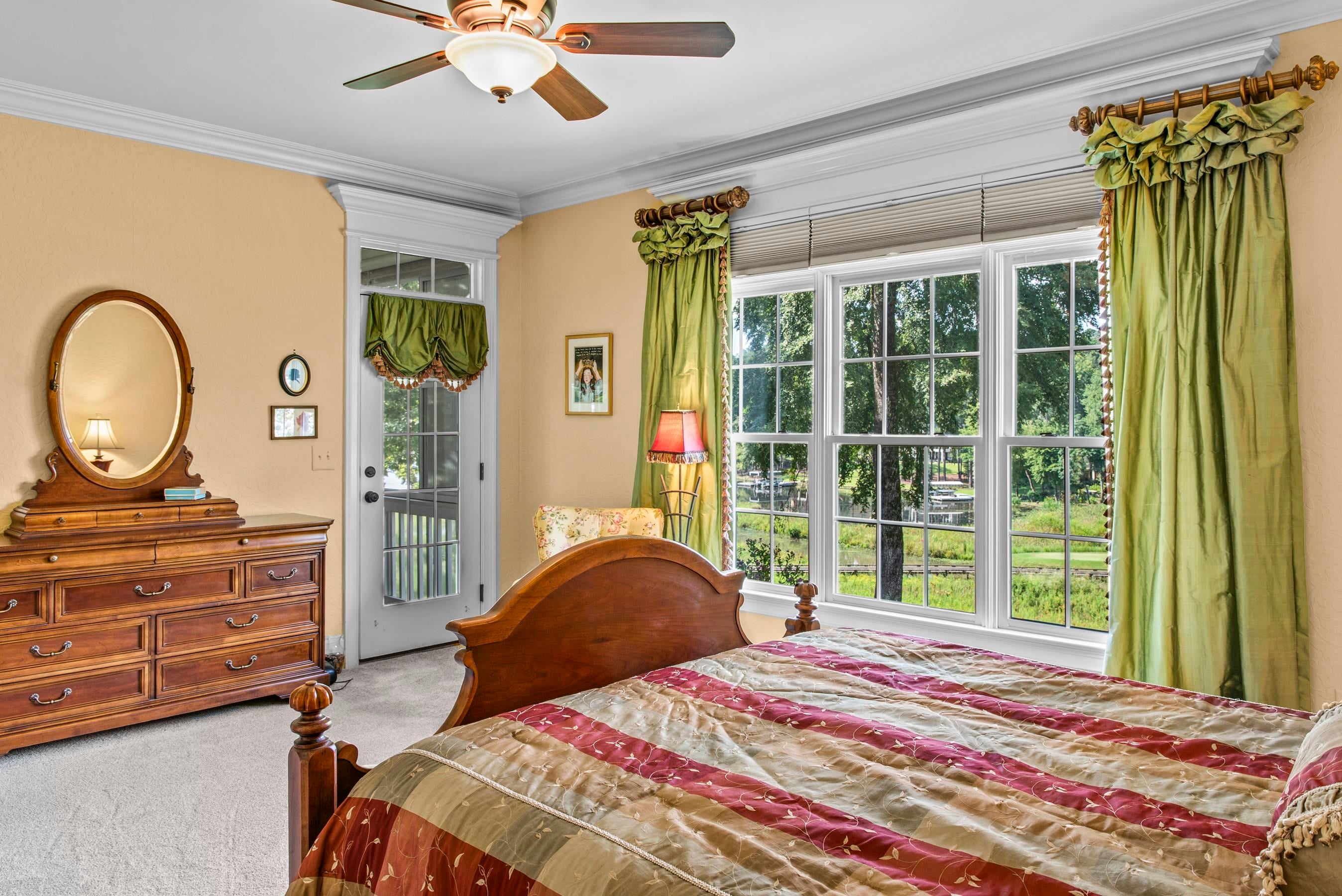 Greensboro, Georgia, 30642, United States, 4 Bedrooms Bedrooms, ,4 BathroomsBathrooms,Residential,For Sale,1941915