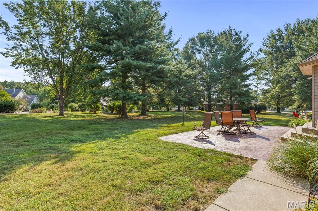 Farmington, Missouri, 63640, United States, 3 Bedrooms Bedrooms, ,3 BathroomsBathrooms,Residential,For Sale,1942281