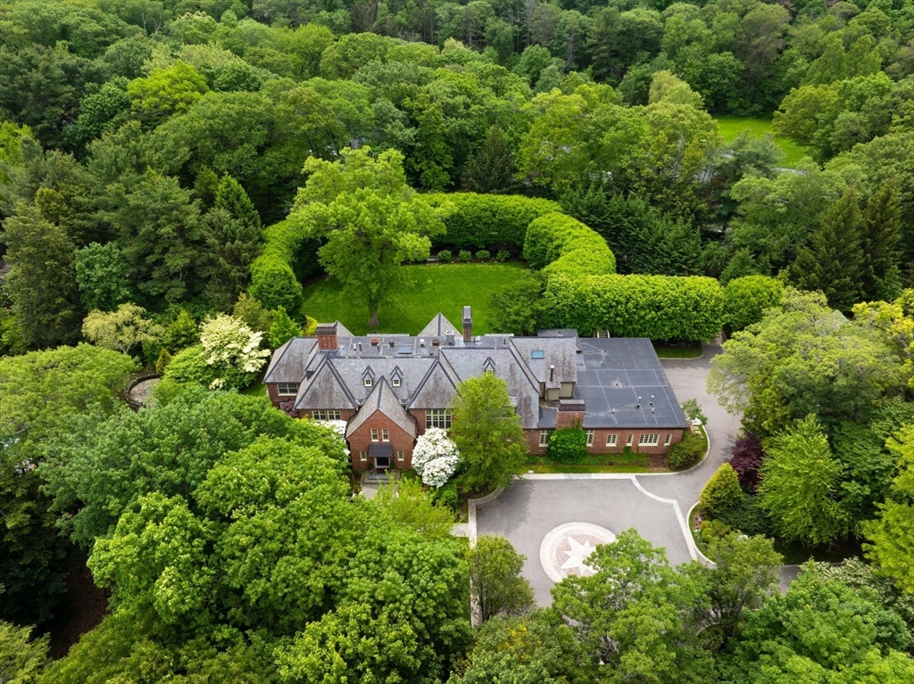 Brookline, Massachusetts, 02445, United States, 6 Bedrooms Bedrooms, ,8 BathroomsBathrooms,Residential,For Sale,1839971