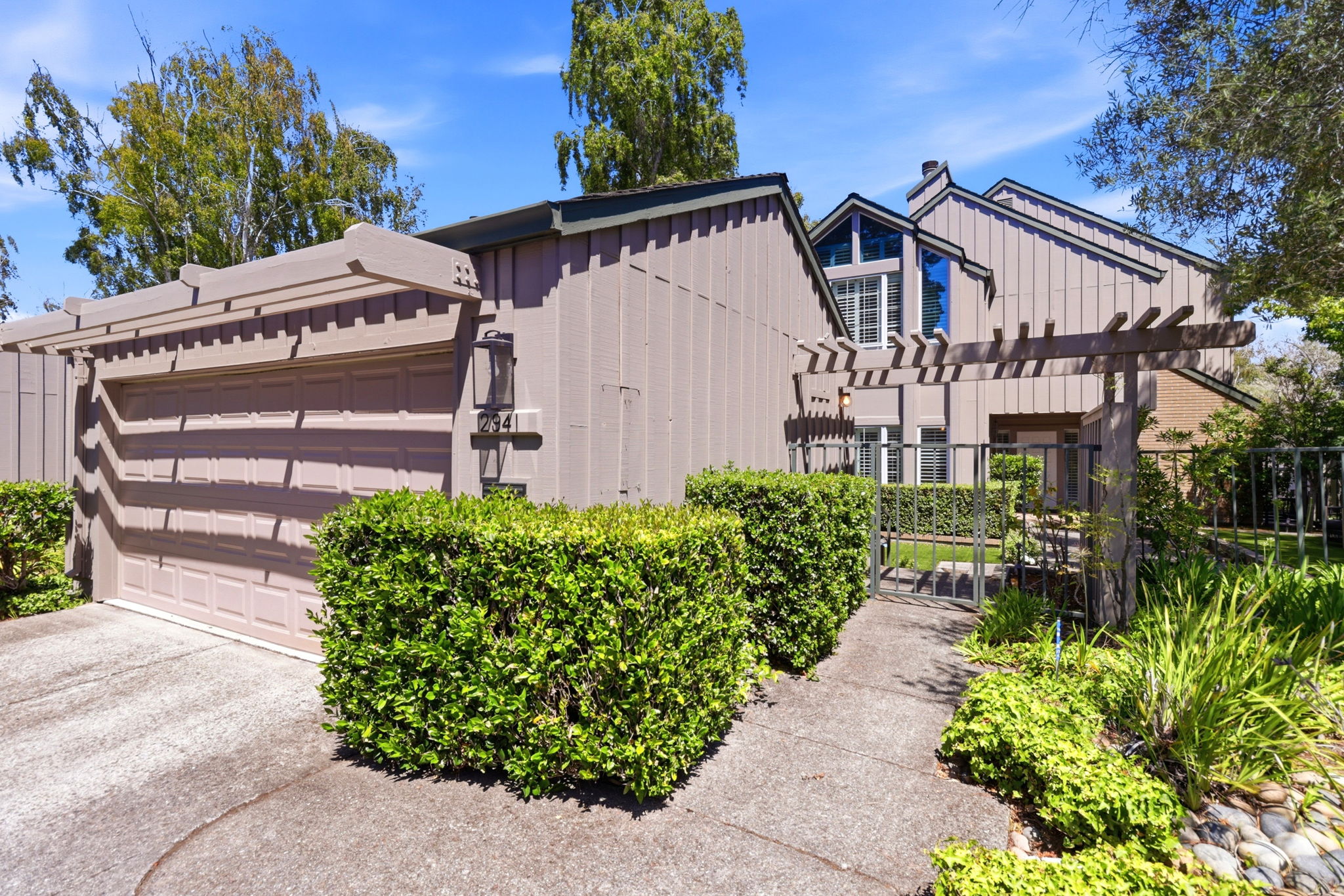  2941 Belmont Woods way - 物件實景