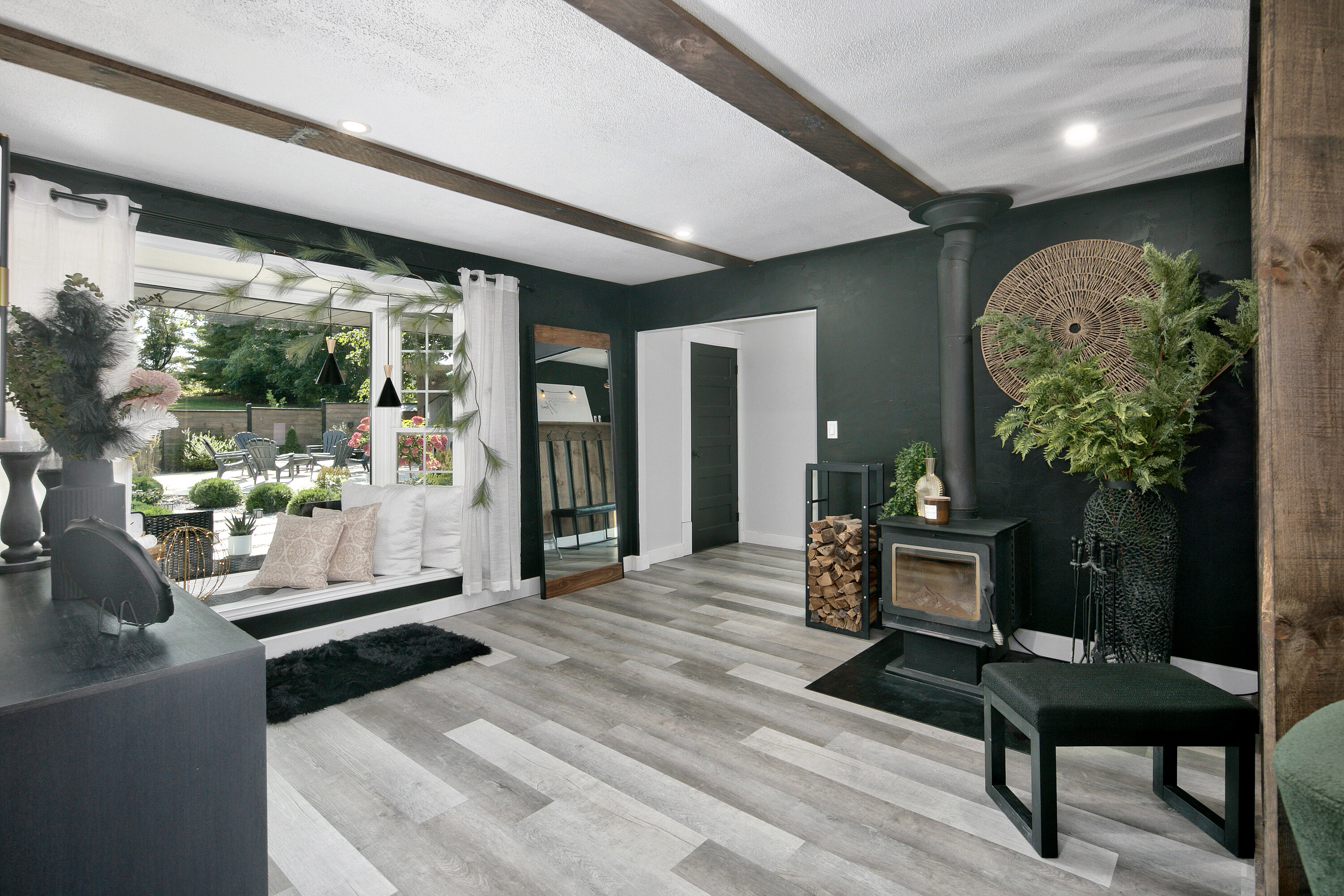  Charming Century Home - 物件實景