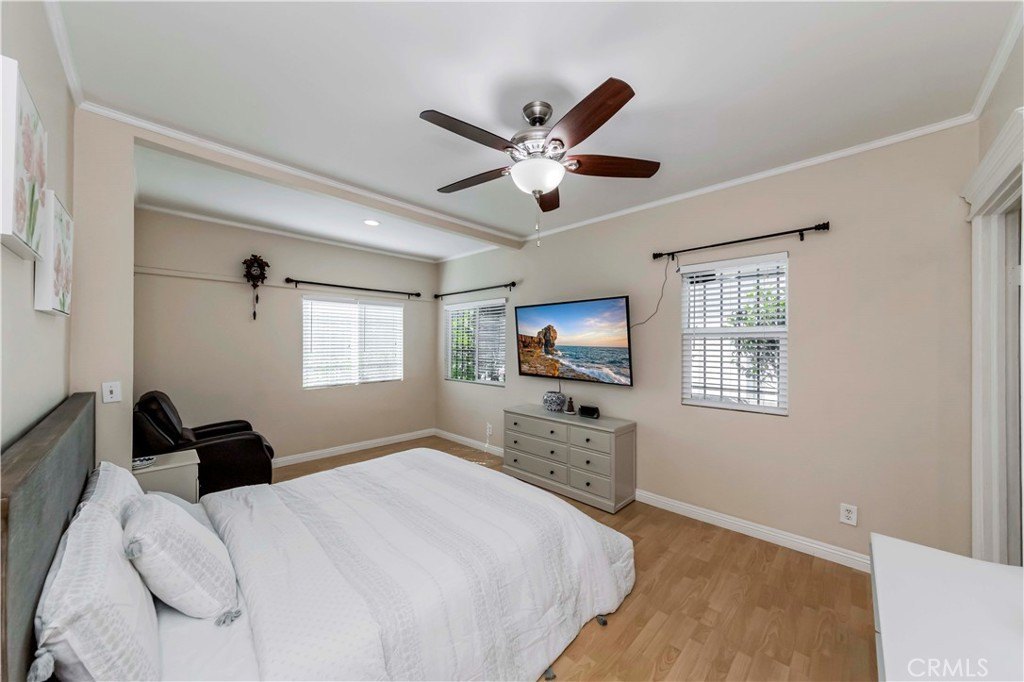 1520 S New Hampshire Avenue, Los Angeles, California, 90006, United States, 2 Bedrooms Bedrooms, ,1 BathroomBathrooms,Residential,For Sale,1520 S New Hampshire Avenue,1599966