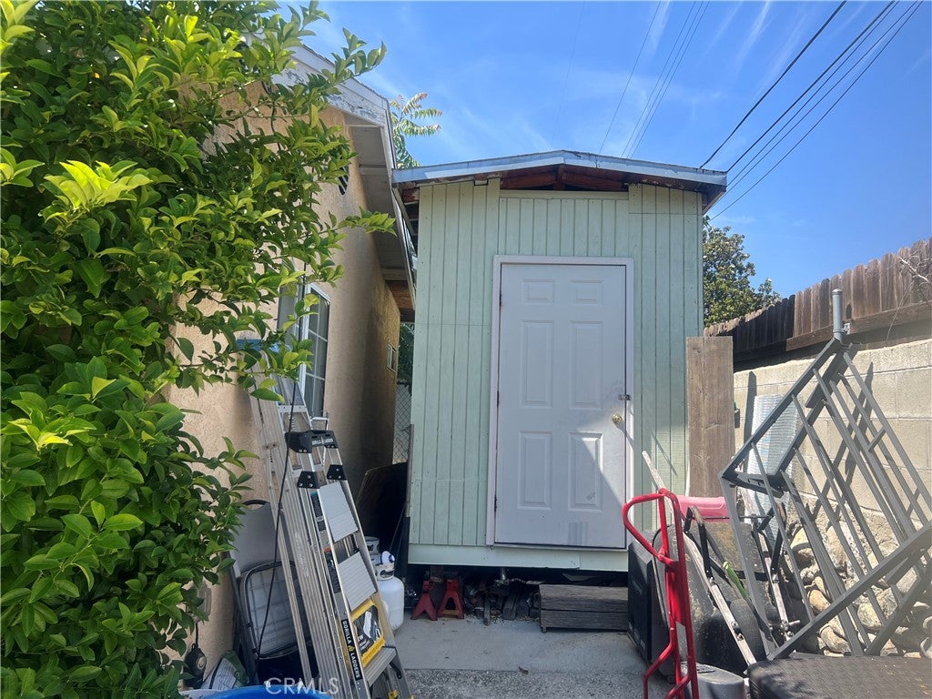 Tujunga, California, 91042, United States, 3 Bedrooms Bedrooms, ,3 BathroomsBathrooms,Residential,For Sale,2048284