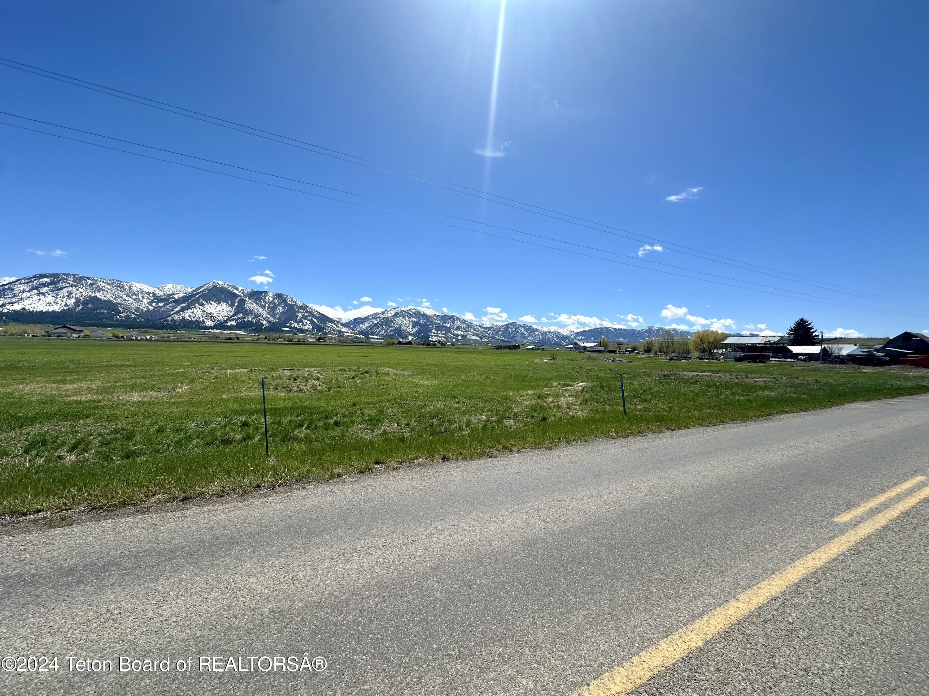 Thayne, Wyoming, 83127, United States, ,Residential,For Sale,1921409
