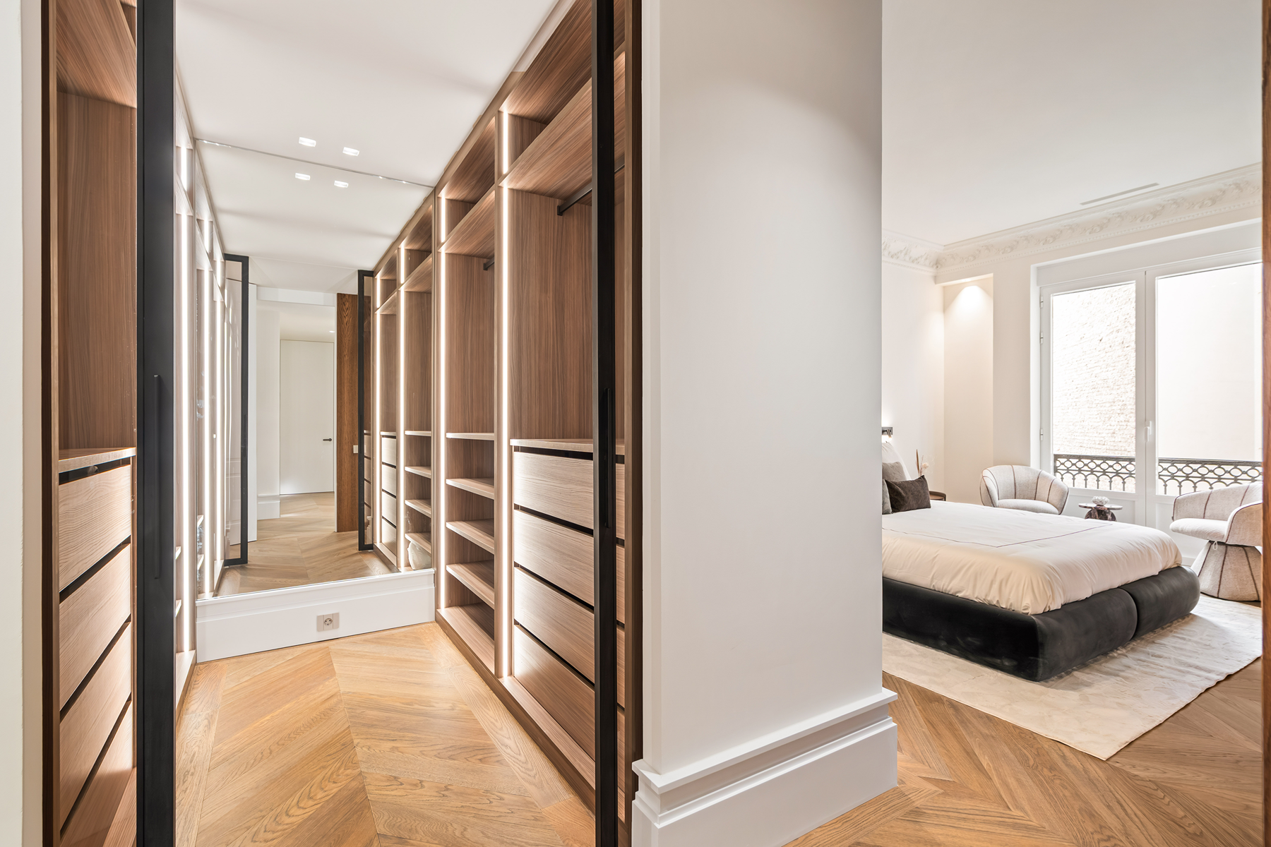  Spacious contemporary design flat in the center - 物件實景