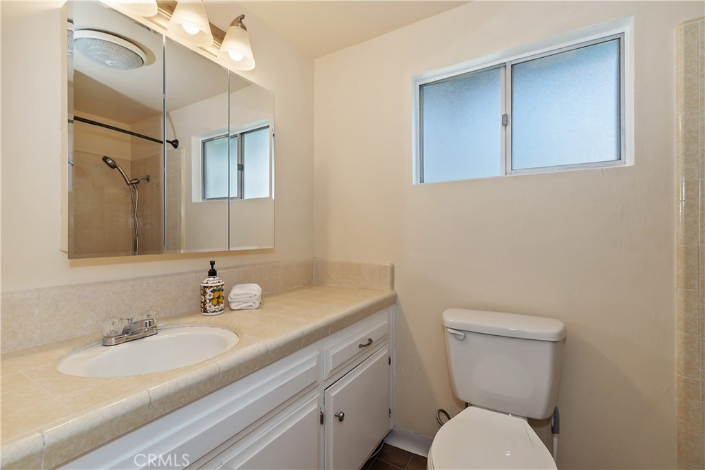 Lake Arrowhead, California, 92352, United States, 4 Bedrooms Bedrooms, ,2 BathroomsBathrooms,Residential,For Sale,1955780