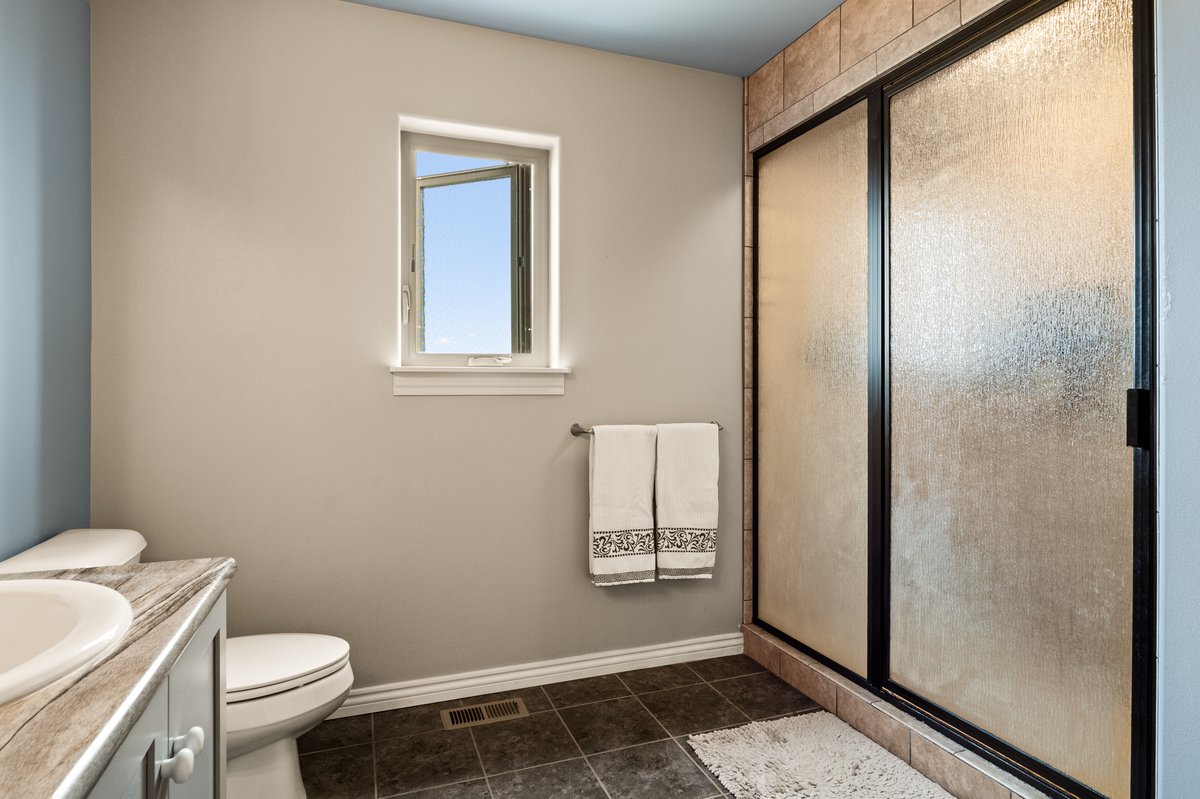 Carpenter, Wyoming, 82054, United States, 4 Bedrooms Bedrooms, ,1 BathroomBathrooms,Residential,For Sale,1984382