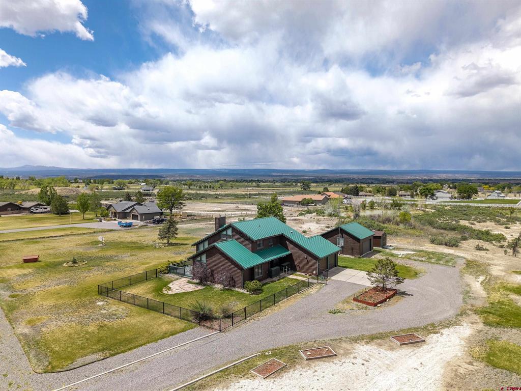 Montrose, Colorado, 81401, United States, 3 Bedrooms Bedrooms, ,2 BathroomsBathrooms,Residential,For Sale,1991802