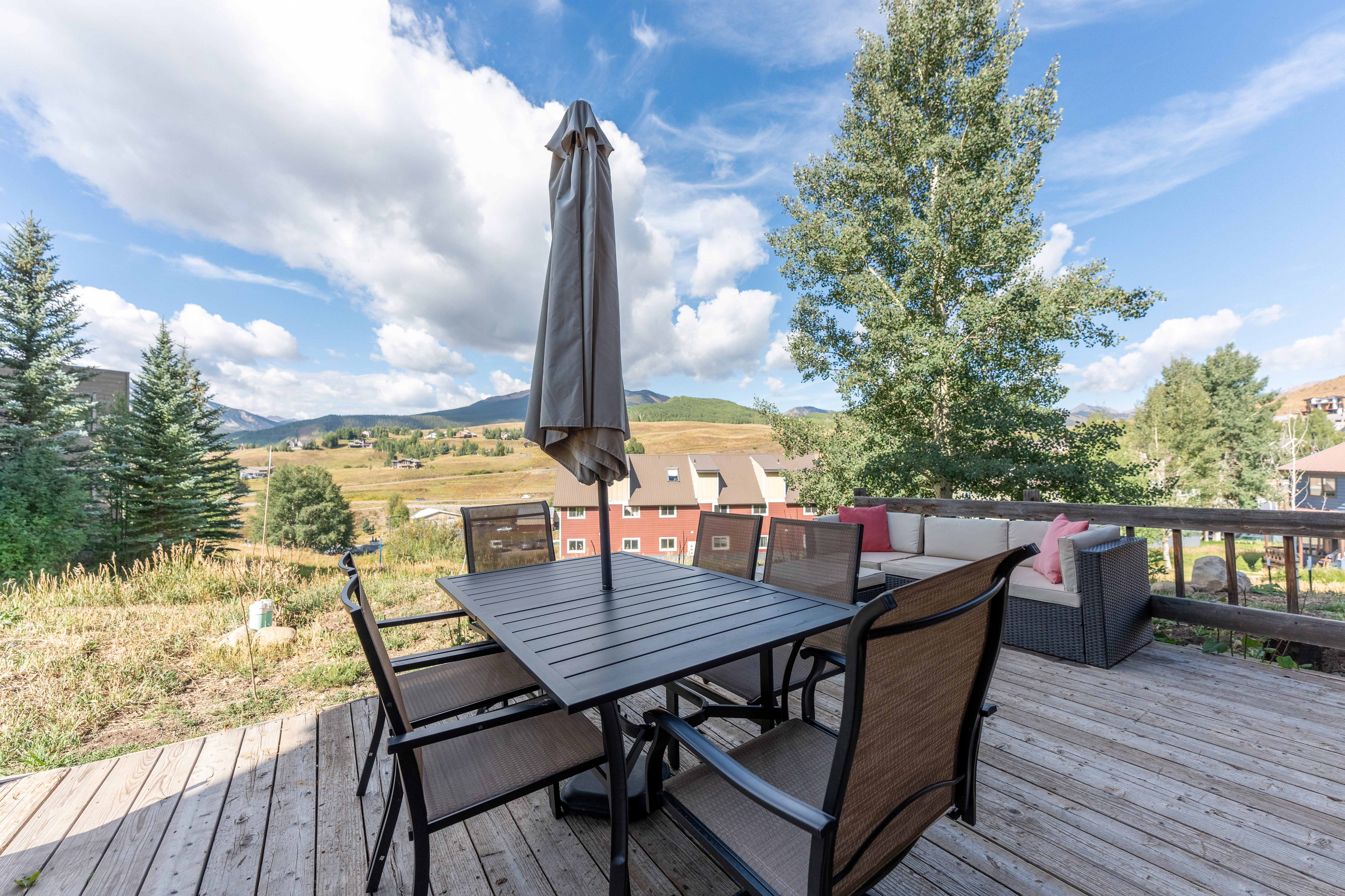  Turnkey Mountain Retreat - 物件實景