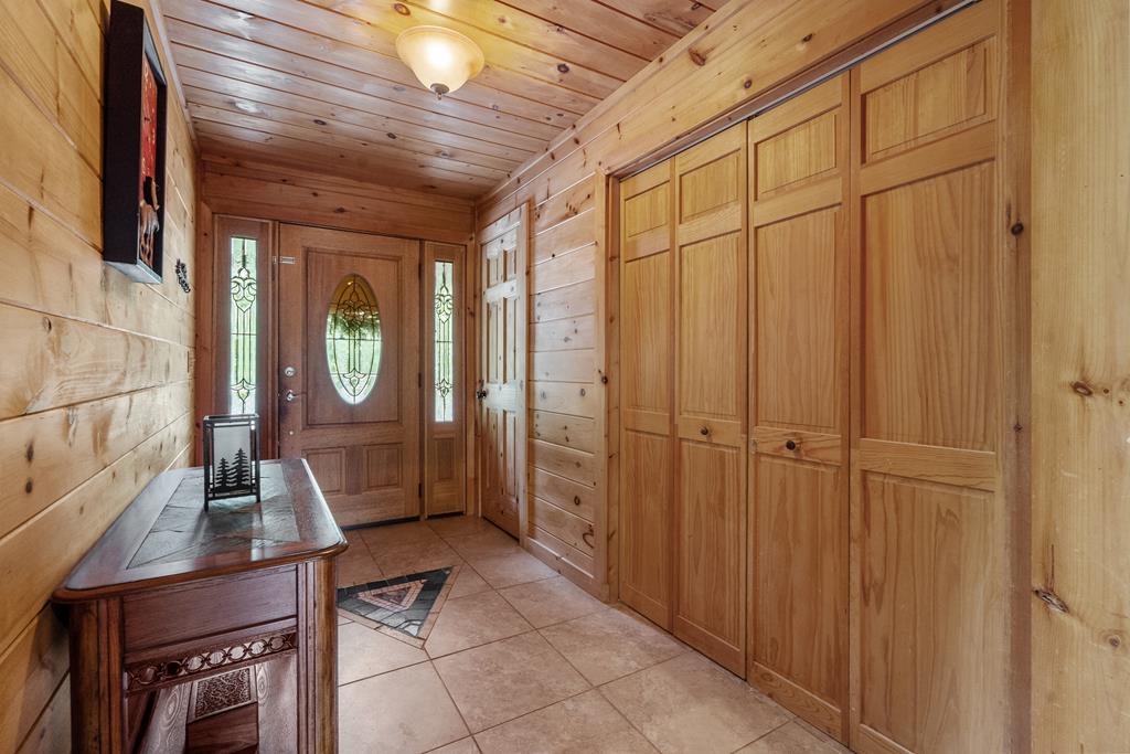 Morganton, Georgia, 30560, United States, 3 Bedrooms Bedrooms, ,3 BathroomsBathrooms,Residential,For Sale,1973910