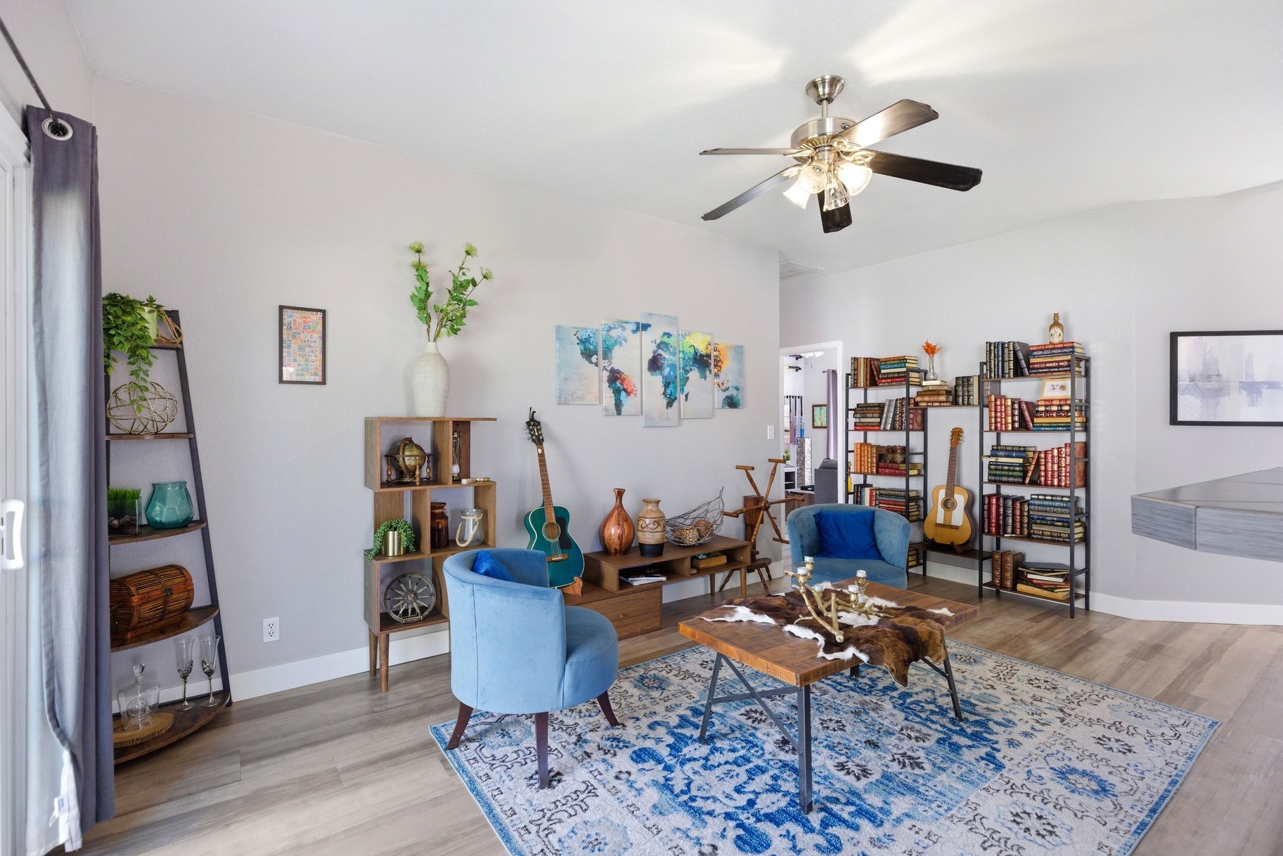  Stunning Home Conveniently Located Near Shopping and Outdoor Activities - 物件實景