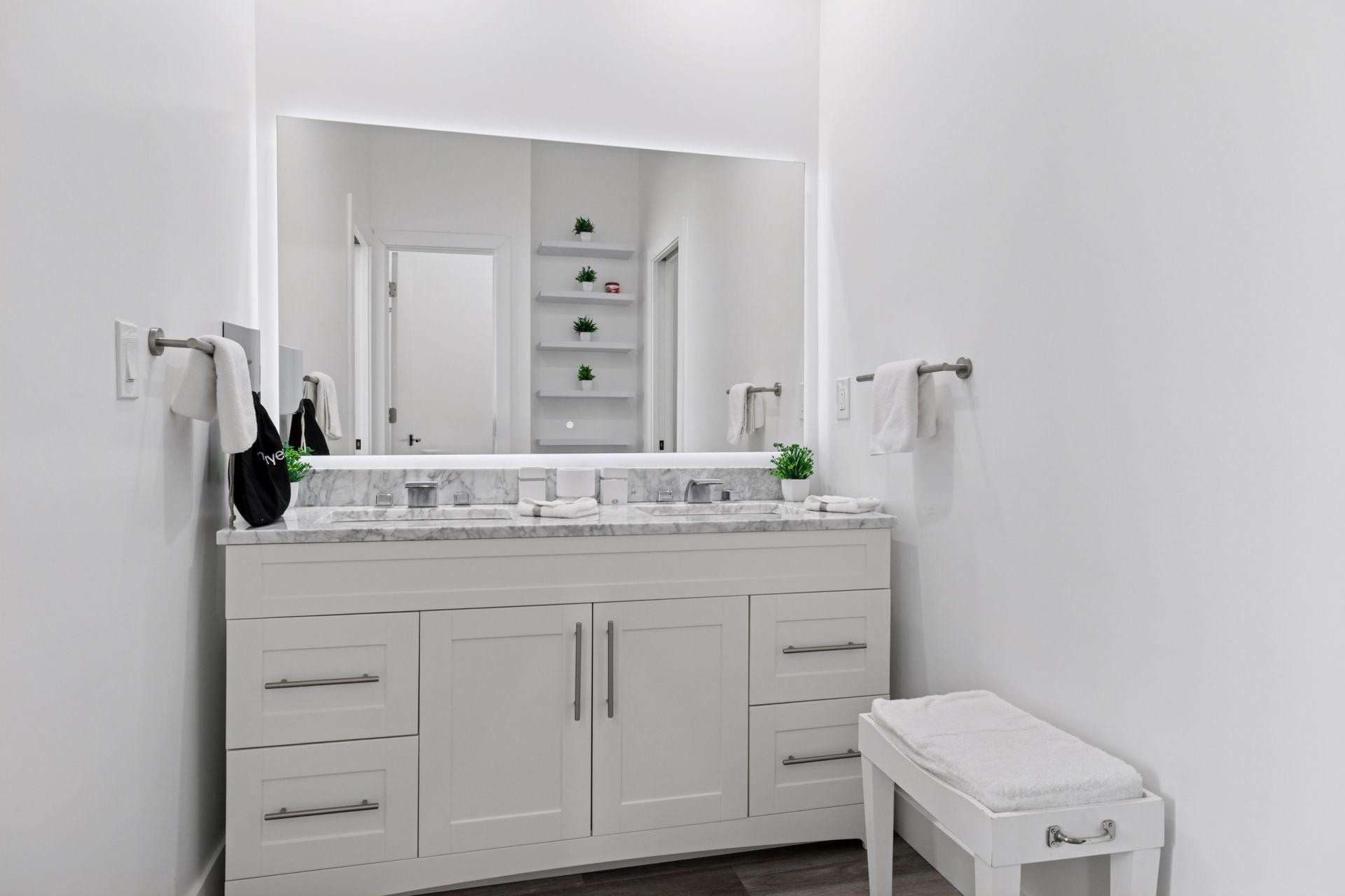 Wayzata, Minnesota, 55391, United States, 3 Bedrooms Bedrooms, ,4 BathroomsBathrooms,Residential,For Sale,1938784