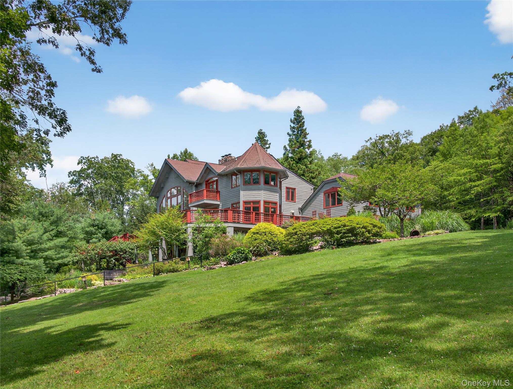 Sloatsburg, New York, 10974, United States, 5 Bedrooms Bedrooms, ,5 BathroomsBathrooms,Residential,For Sale,2032230