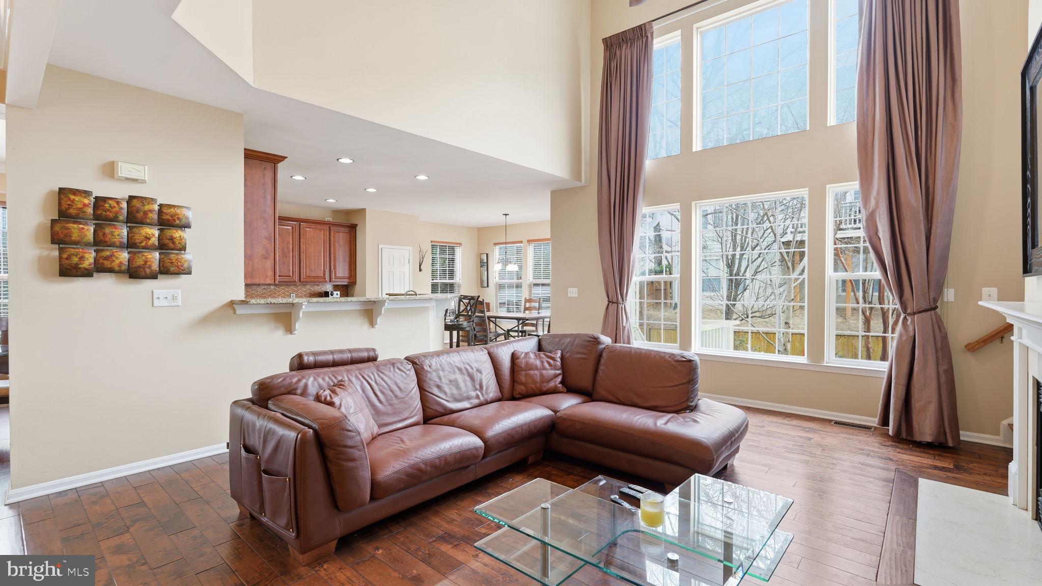 Lorton, Virginia, 22079, United States, 4 Bedrooms Bedrooms, ,3 BathroomsBathrooms,Residential,For Sale,2005654