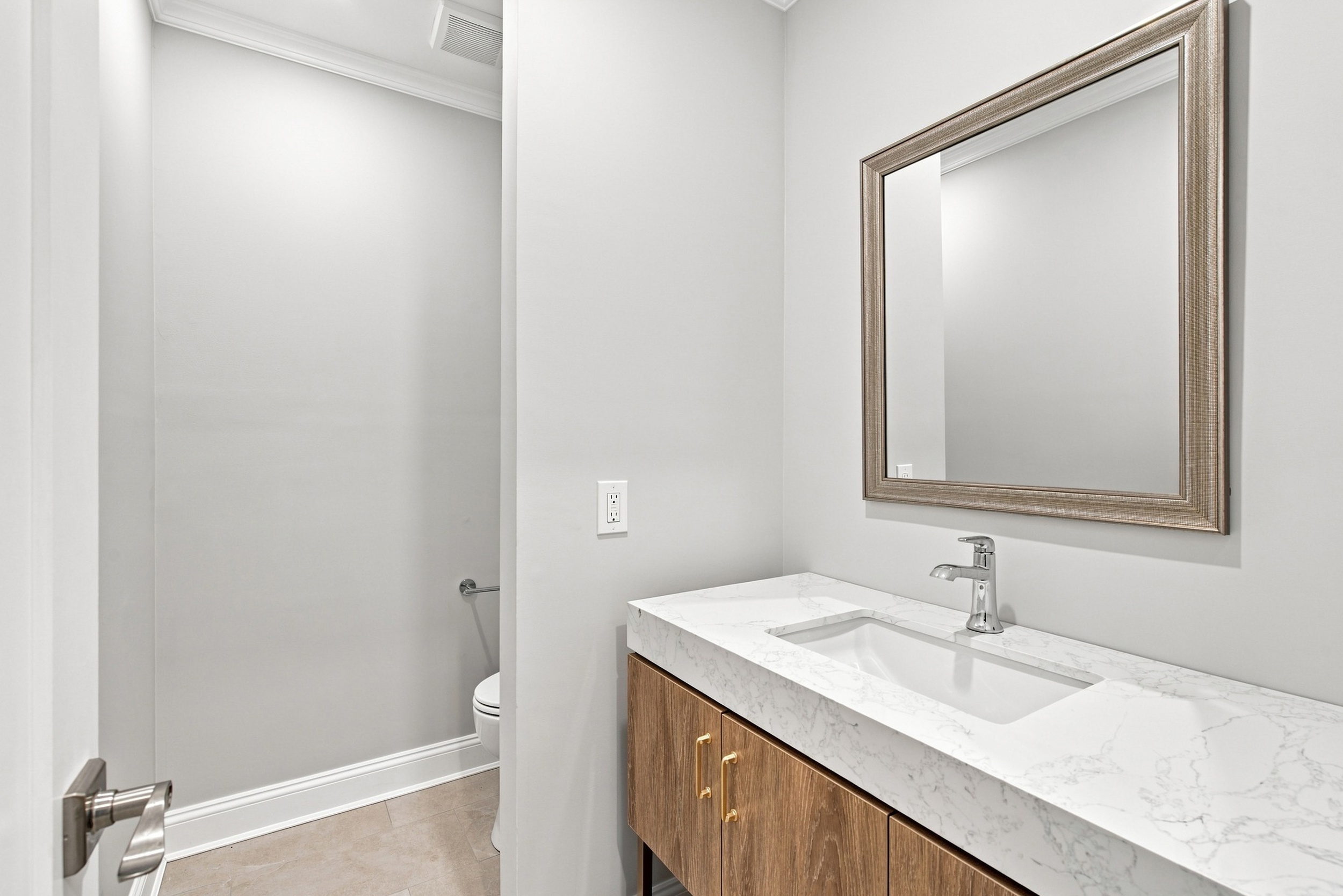  3 Willada Lane, Glen Cove, NY, 11542 - 物件實景