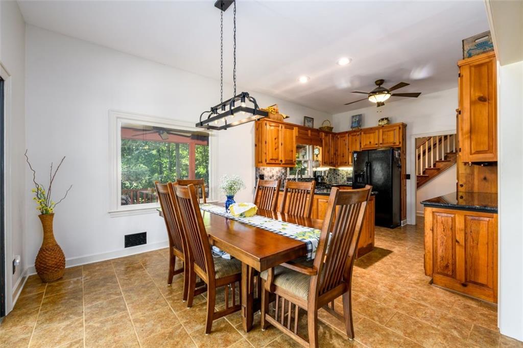 Covington, Georgia, 30014, United States, 5 Bedrooms Bedrooms, ,5 BathroomsBathrooms,Residential,For Sale,1895432