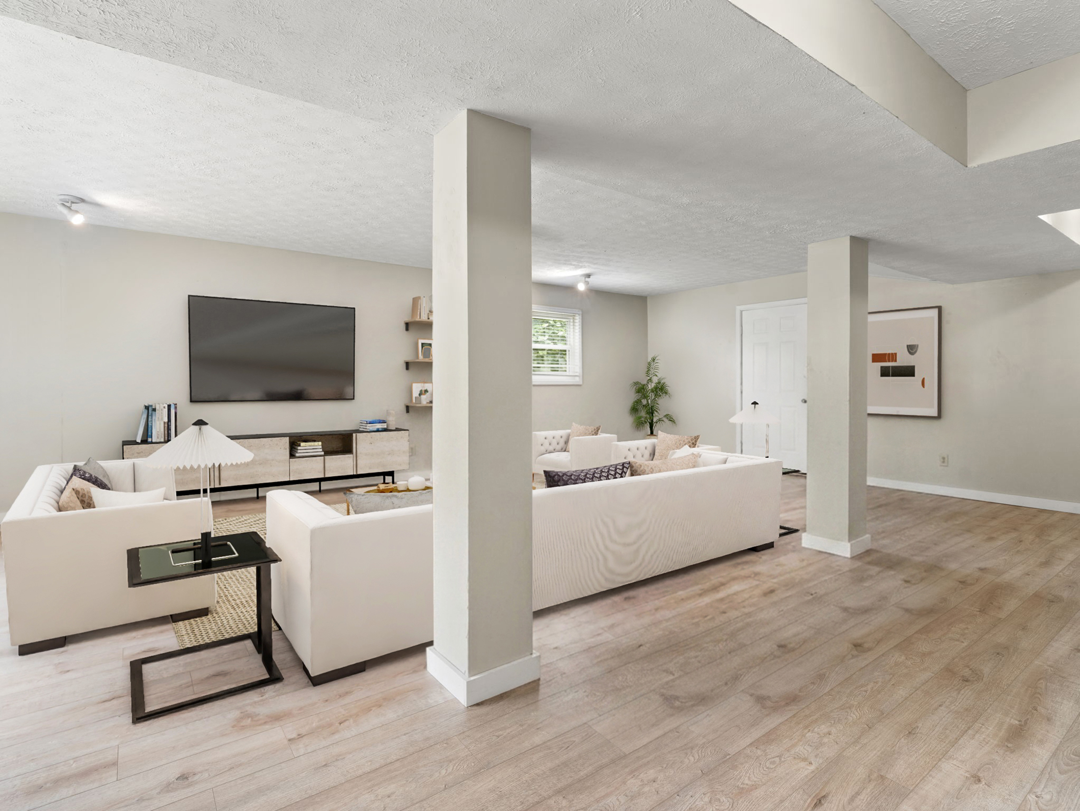 Beautifully Updated Home on Private Lot - 物件實景