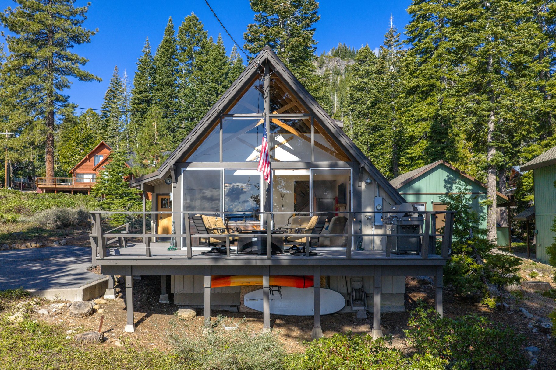  Skyland Chalet – West Shore Lake Tahoe Views with Private Pier & Buoy Access - 物件實景
