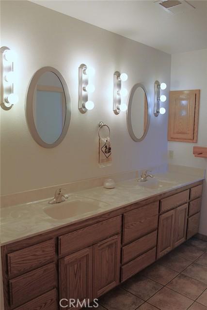 Orov, California, 95965, United States, 4 Bedrooms Bedrooms, ,3 BathroomsBathrooms,Residential,For Sale,2027523
