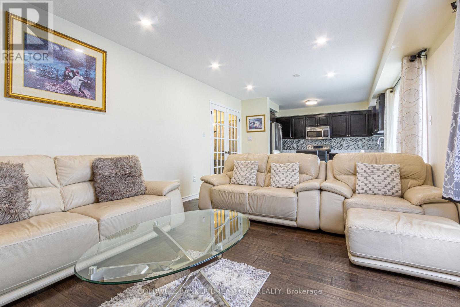 BRANTFORD, Ontario, N3T 0E6, CA, 3 Bedrooms Bedrooms, ,2 BathroomsBathrooms,Residential,For Sale,1903320
