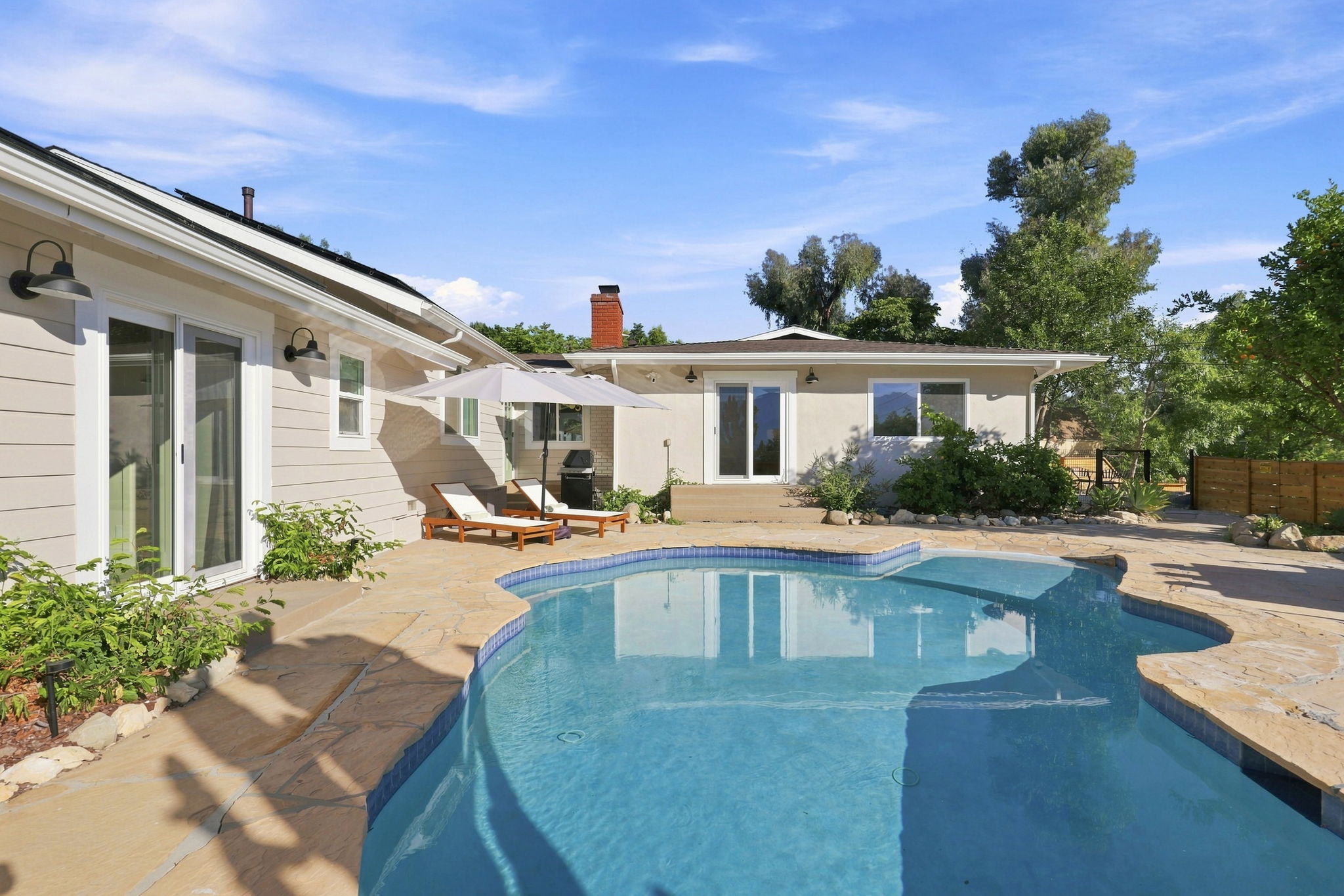  107 Alto Drive, Oak View, CA 93022 - 物件實景