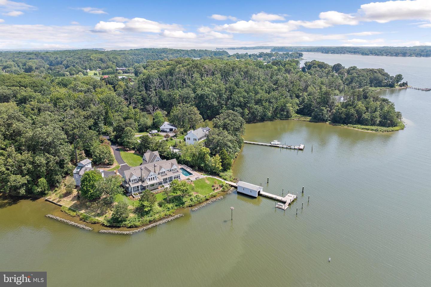 Annapolis, Maryland, 21403, United States, 4 Bedrooms Bedrooms, ,6 BathroomsBathrooms,Residential,For Sale,1940452