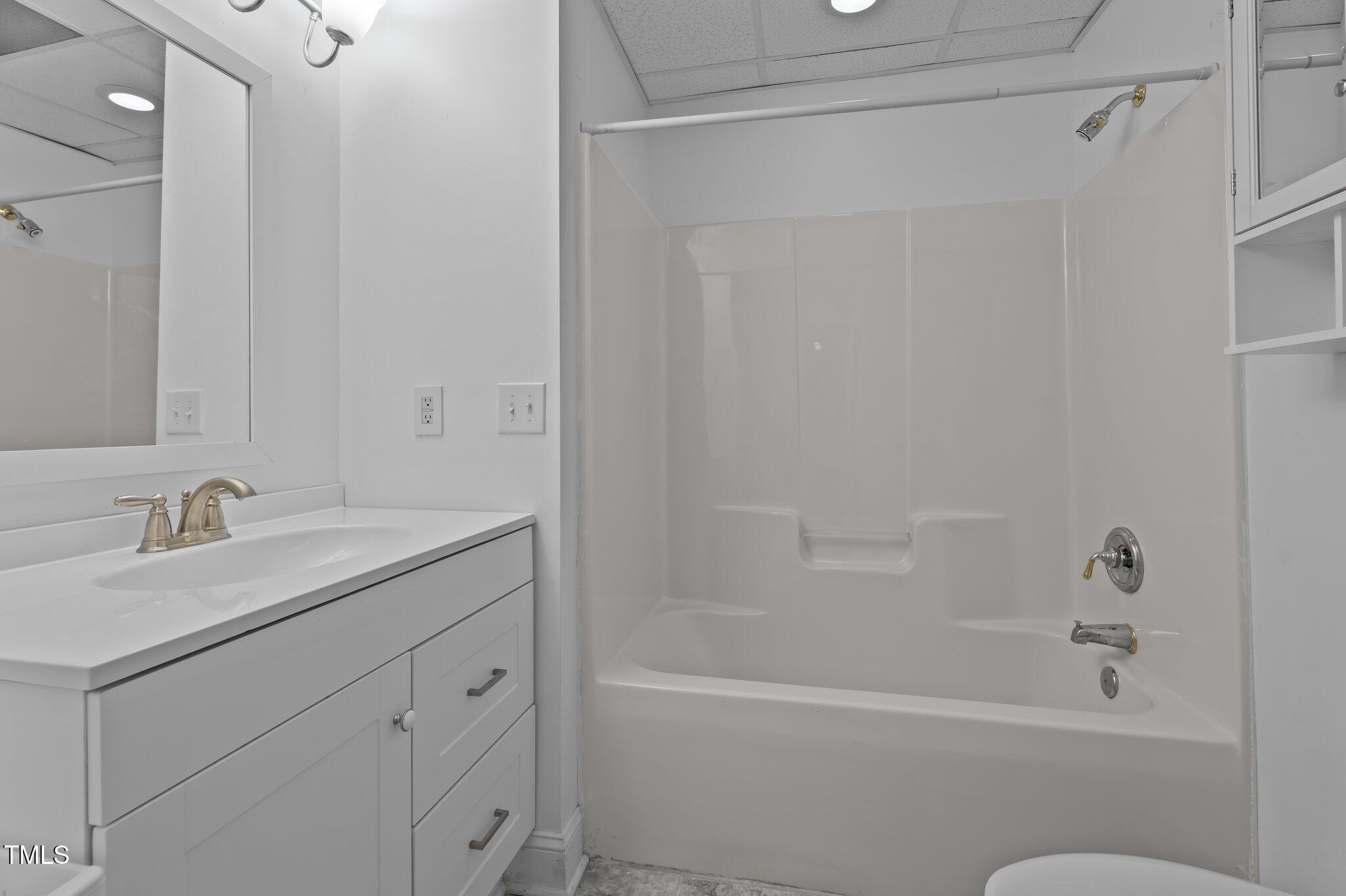 Clayton, North Carolina, 27520, United States, 6 Bedrooms Bedrooms, ,6 BathroomsBathrooms,Residential,For Sale,1768582