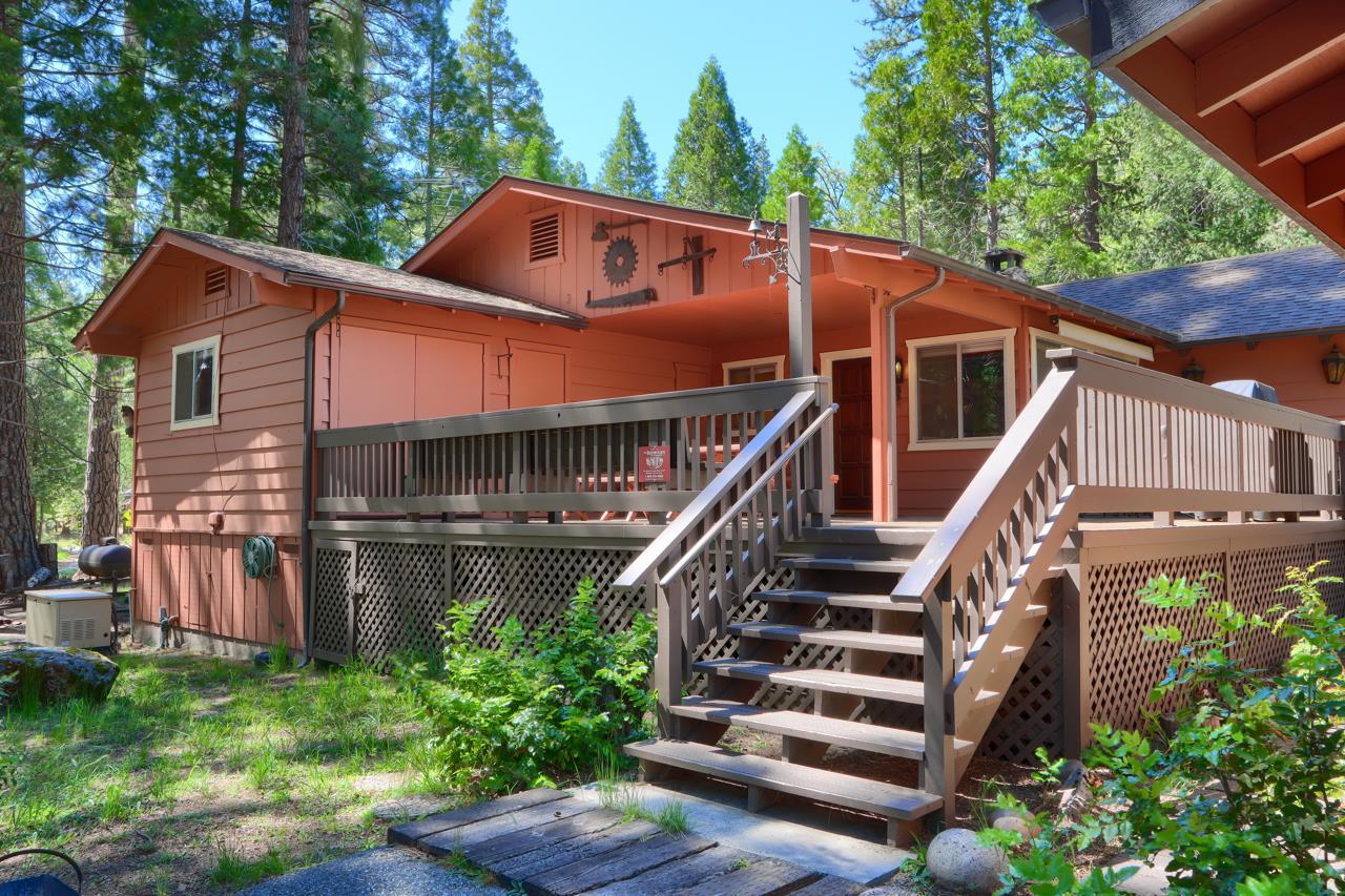 Wawona, California, 95389, United States, 3 Bedrooms Bedrooms, ,2 BathroomsBathrooms,Residential,For Sale,1835997