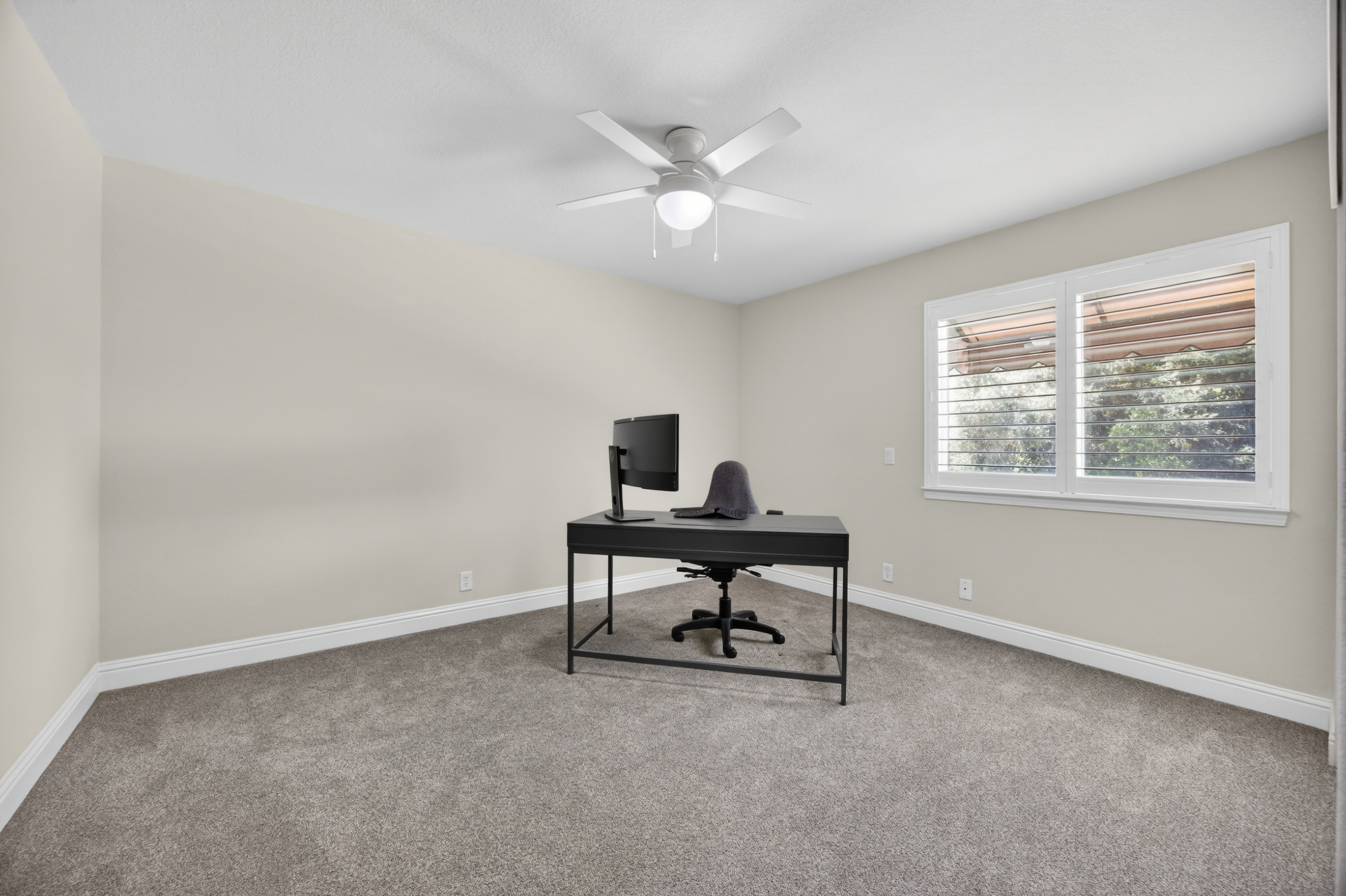  5500 Tierra Gardens Lane, Carmichael, CA 95608 - 物件實景