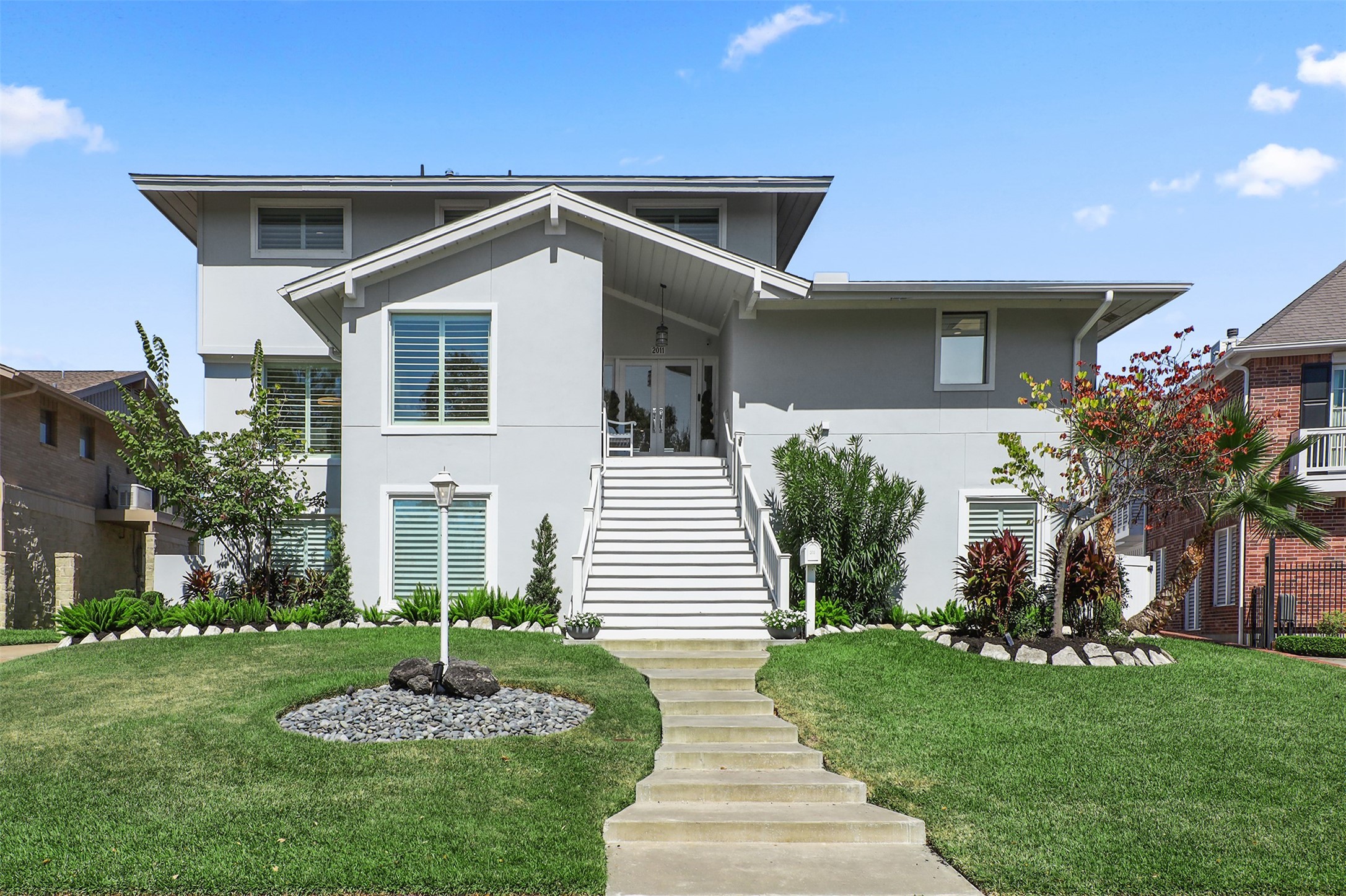 Nassau Bay, Texas, 77058, United States, 5 Bedrooms Bedrooms, ,5 BathroomsBathrooms,Residential,For Sale,1988330