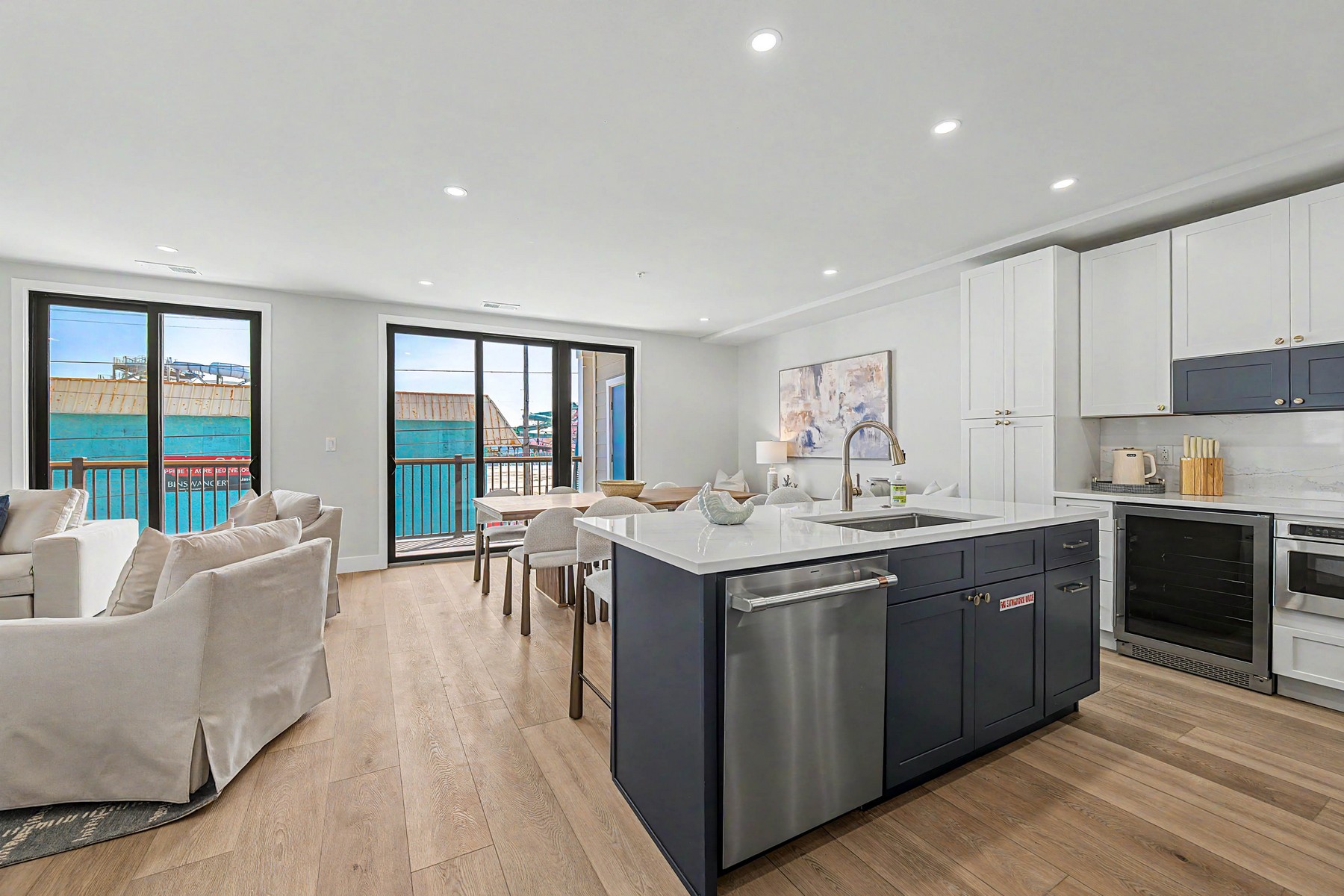  323 E Oak Avenue #101 - 物件實景