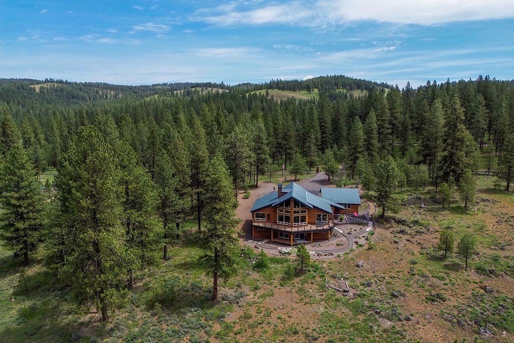 New Meadows, Idaho, 83654, United States, 3 Bedrooms Bedrooms, ,1 BathroomBathrooms,Residential,For Sale,1846350