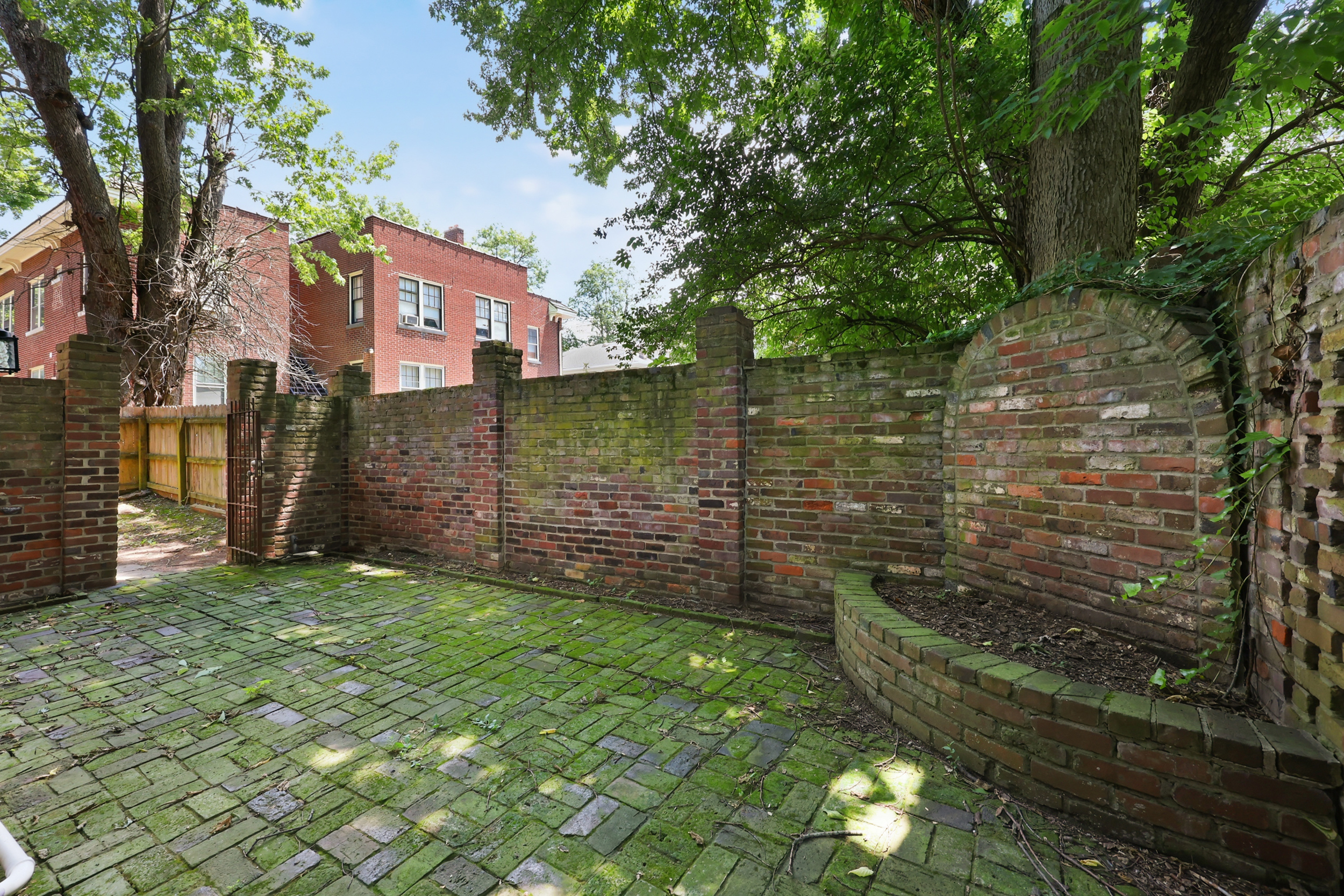  110-112 S Hanover Avenue - 物件實景